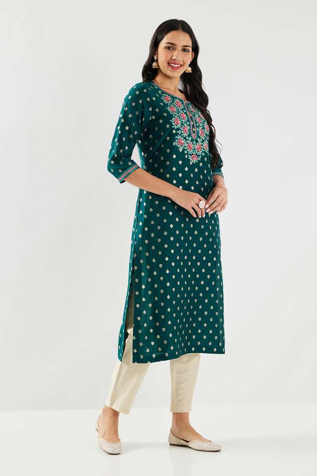 Embroidered-Blended-Fabric-Round-Neck-Women-s-Kurta