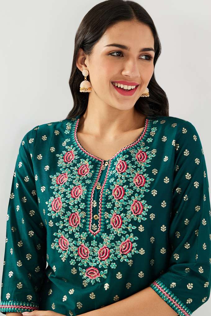 Embroidered-Blended-Fabric-Round-Neck-Women-s-Kurta