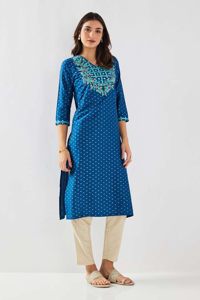 Embroidered-Blended-Fabric-Round-Neck-Women-s-Kurta
