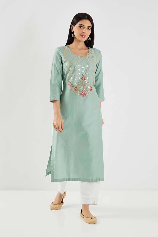 Embroidered-Blended-Fabric-Round-Neck-Women-s-Kurta