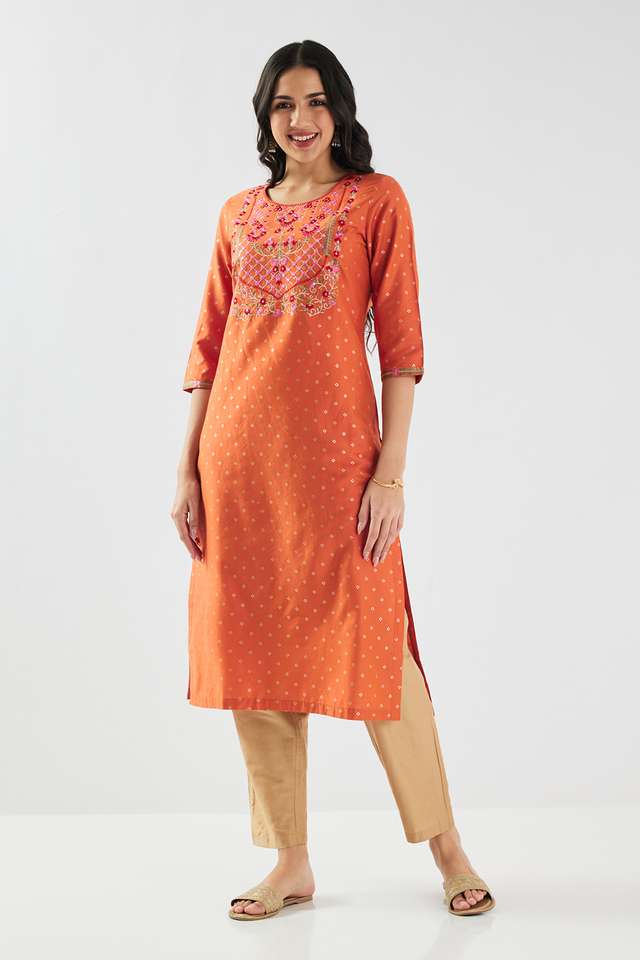 Embroidered-Blended-Fabric-Round-Neck-Women-s-Kurta