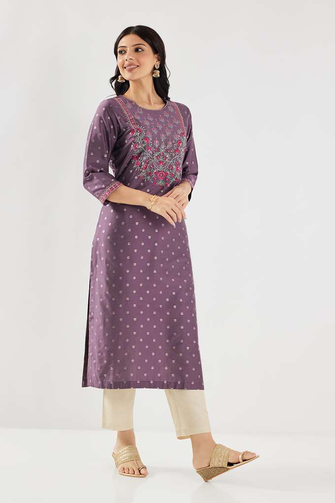 Embroidered-Blended-Fabric-Round-Neck-Women-s-Kurta