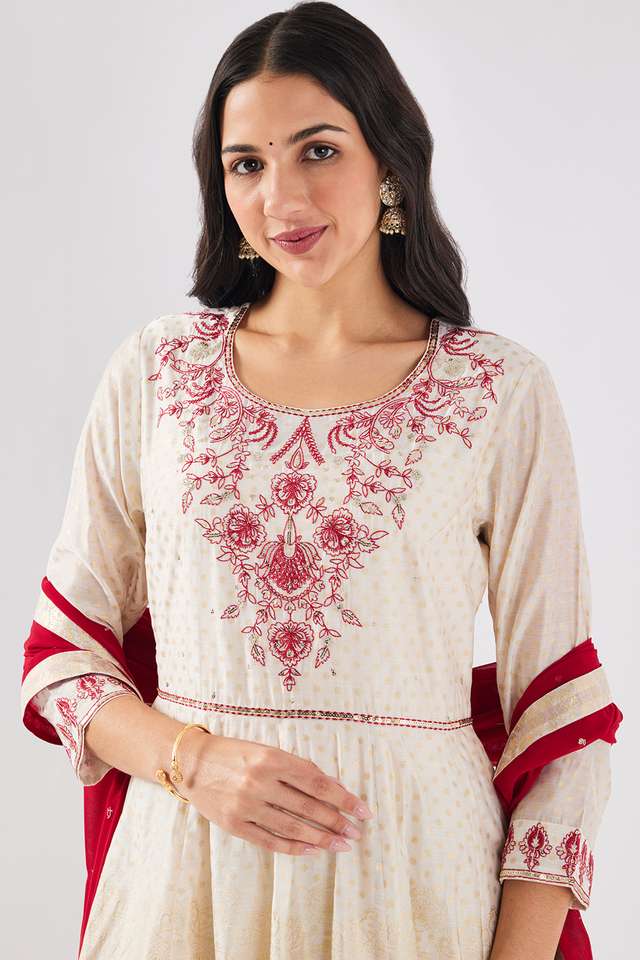 Embroidered-Chanderi-Round-Neck-Women-s-Kurta-Dupatta-Set