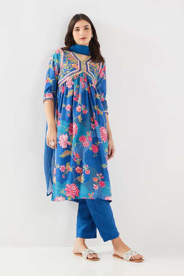 Printed-Blended-Fabric-V-Neck-Women-s-Kurta-Set
