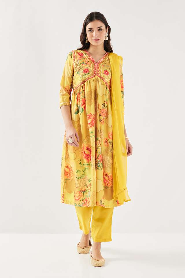 Printed-Blended-Fabric-V-Neck-Women-s-Kurta-Set