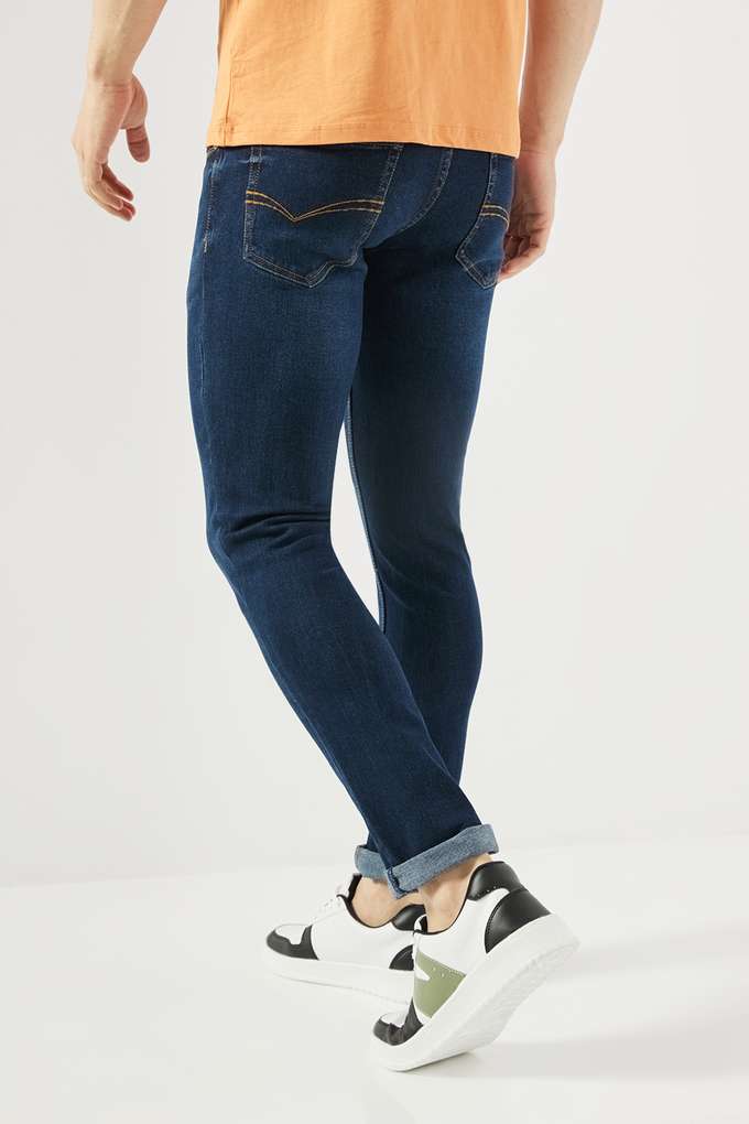 Dark-Wash-Blended-Fabric-Slim-Fit-Men-s-Jeans