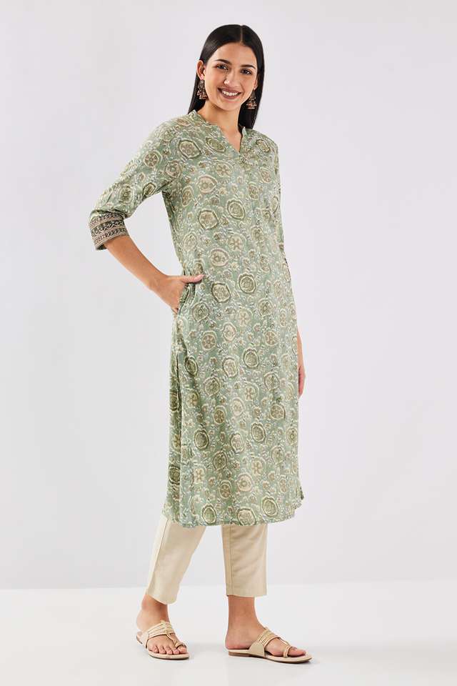 Printed-Blended-Fabric-Collared-Women-Fusion-Wear-Kurta