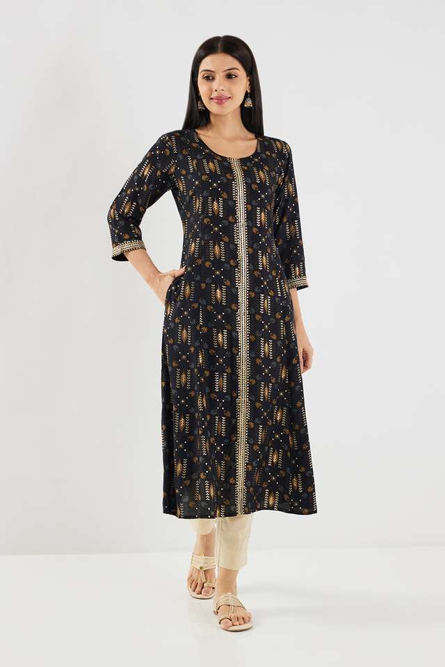 Embroidered-Muslin-Round-Neck-Women-s-Casual-Wear-Kurta
