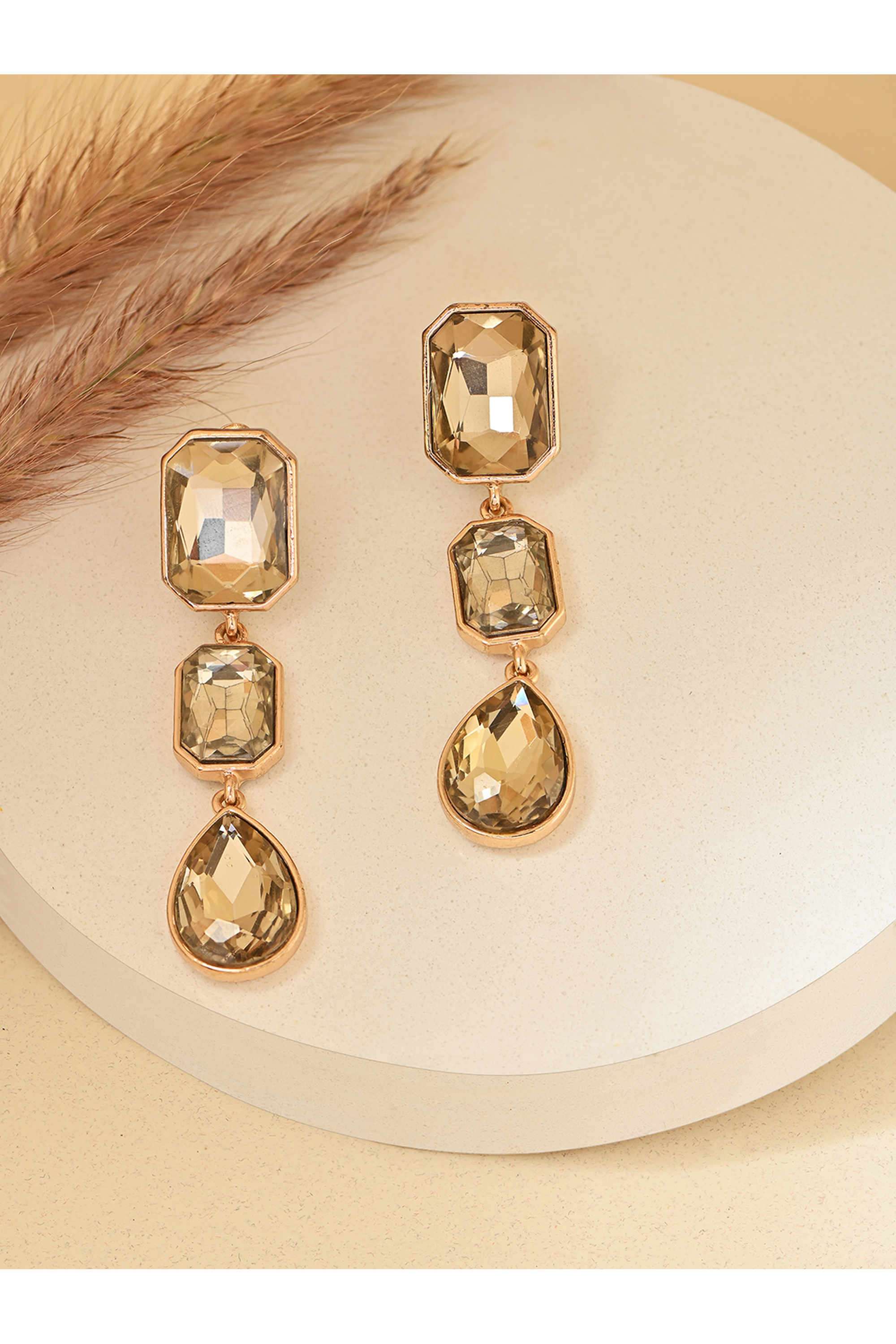 Metal-Casual-Wear-Women-Earrings