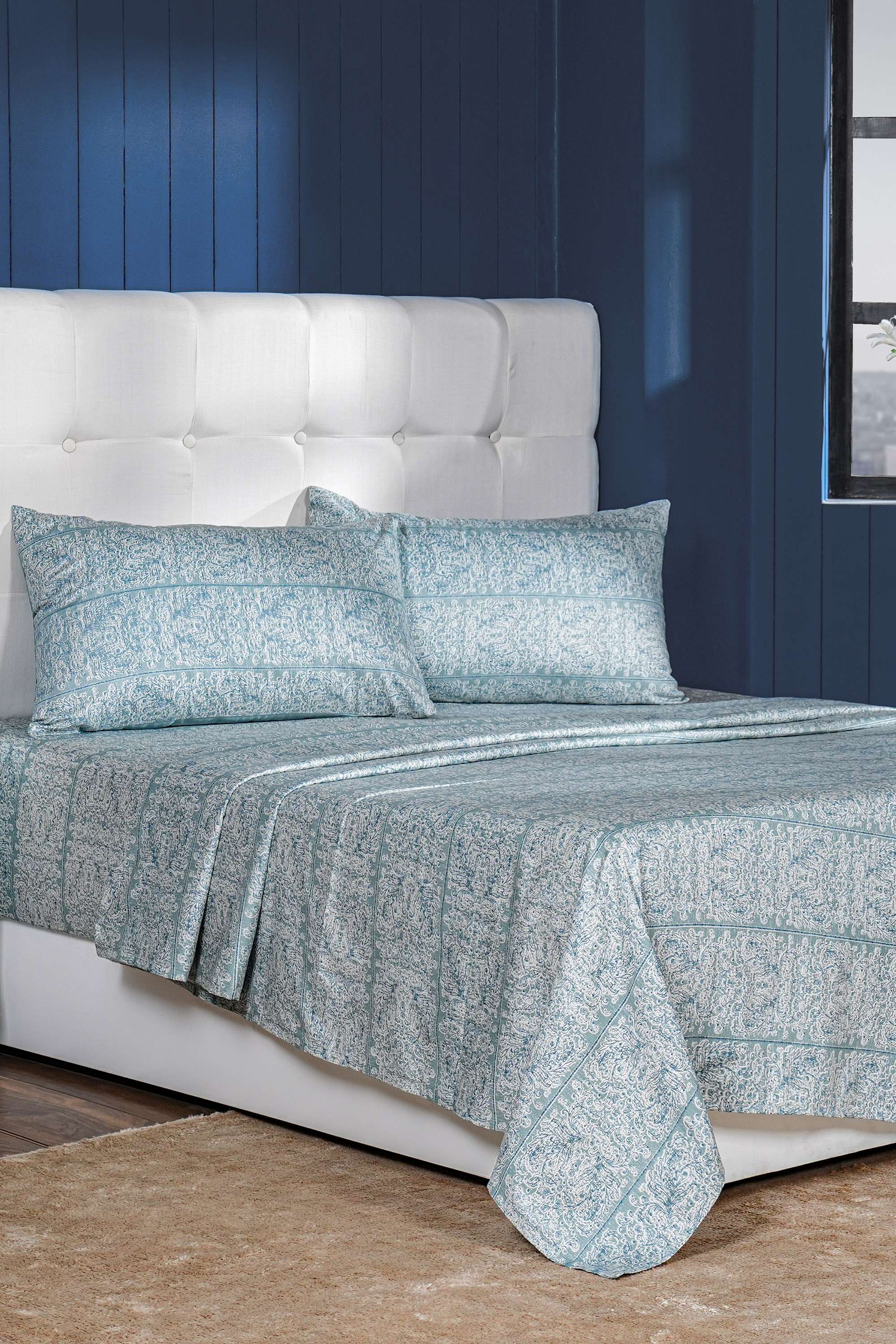 100--Cotton-Printed-King-Size-Bedsheet-with-2-Pillow-Case---400-TC