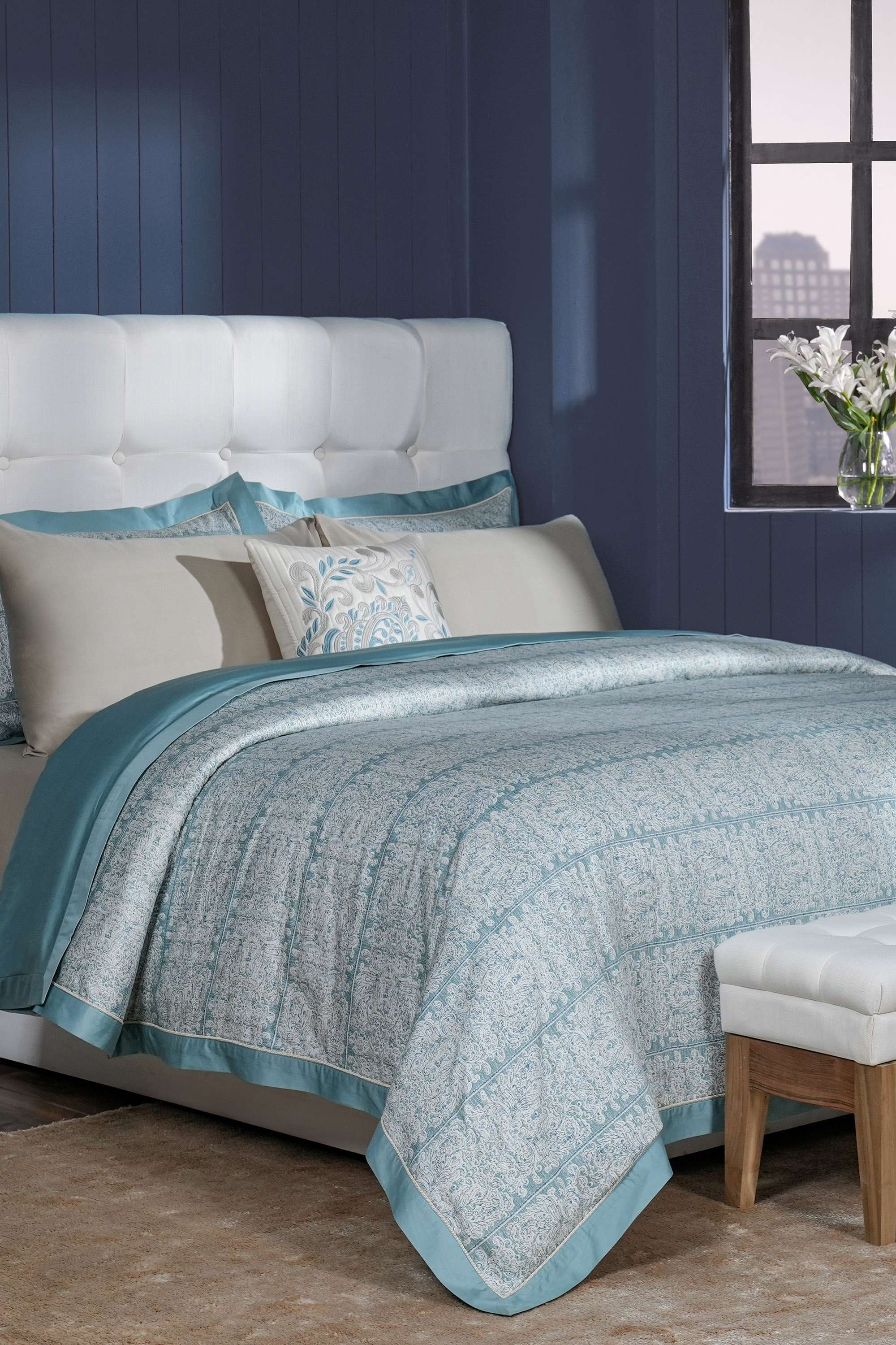 8-Piece-Cotton-King-Bedding-Set-for-Gift--Duvet-Cover -Bedsheet -Pillow-Cases -Cushion-Cover-&-Box