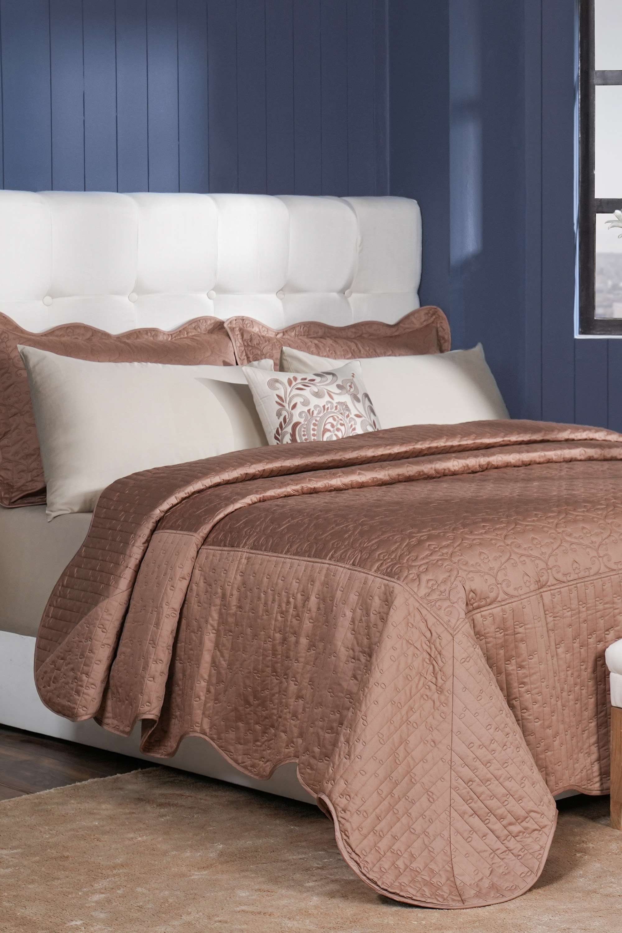 8-Piece-Cotton-Double-Bed-Bedding-Set--Quilt -Pillow-Shams -Bedsheet -Pillow-Cases -&-Cushion-Cover