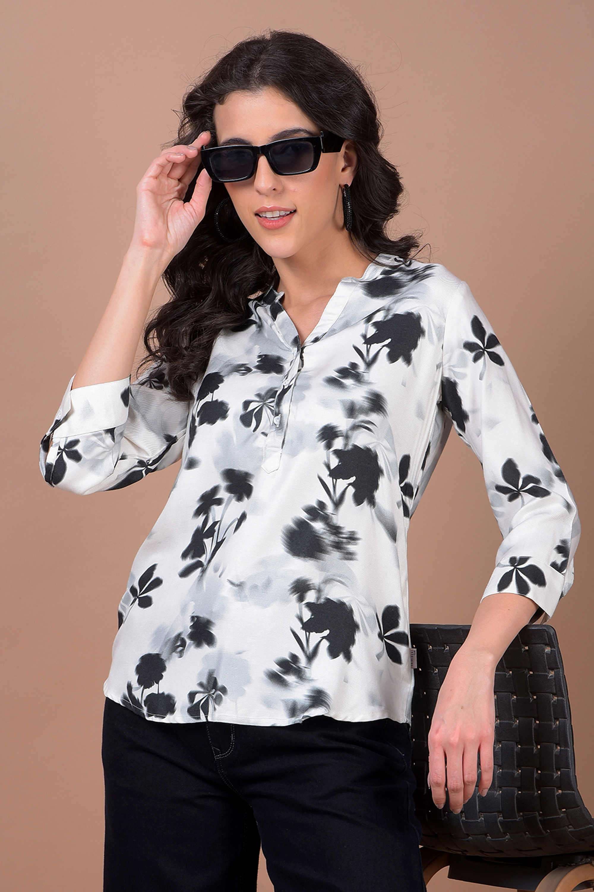 crimsoune club Printed Lyocell V-Neck Women Top-picture-38