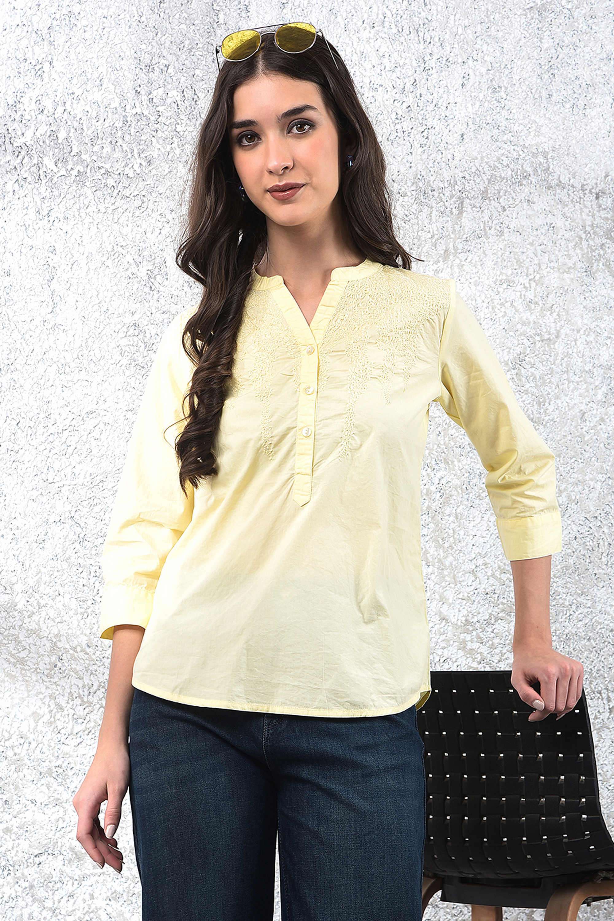 crimsoune club Embroidered Cotton V-Neck Women Top-picture-31