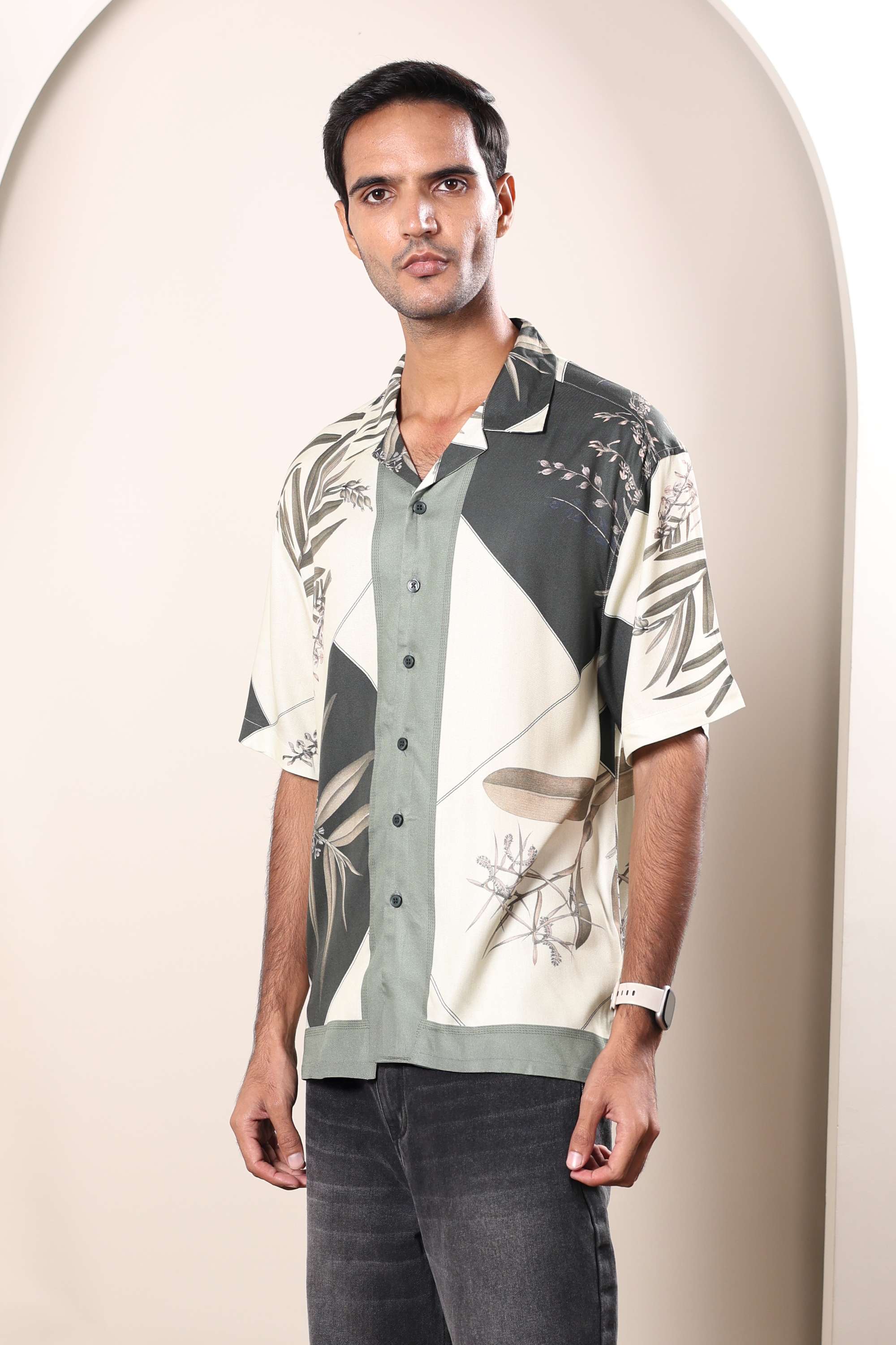 Floral-Viscose-Regular-Fit-Men-s-Casual-Shirt