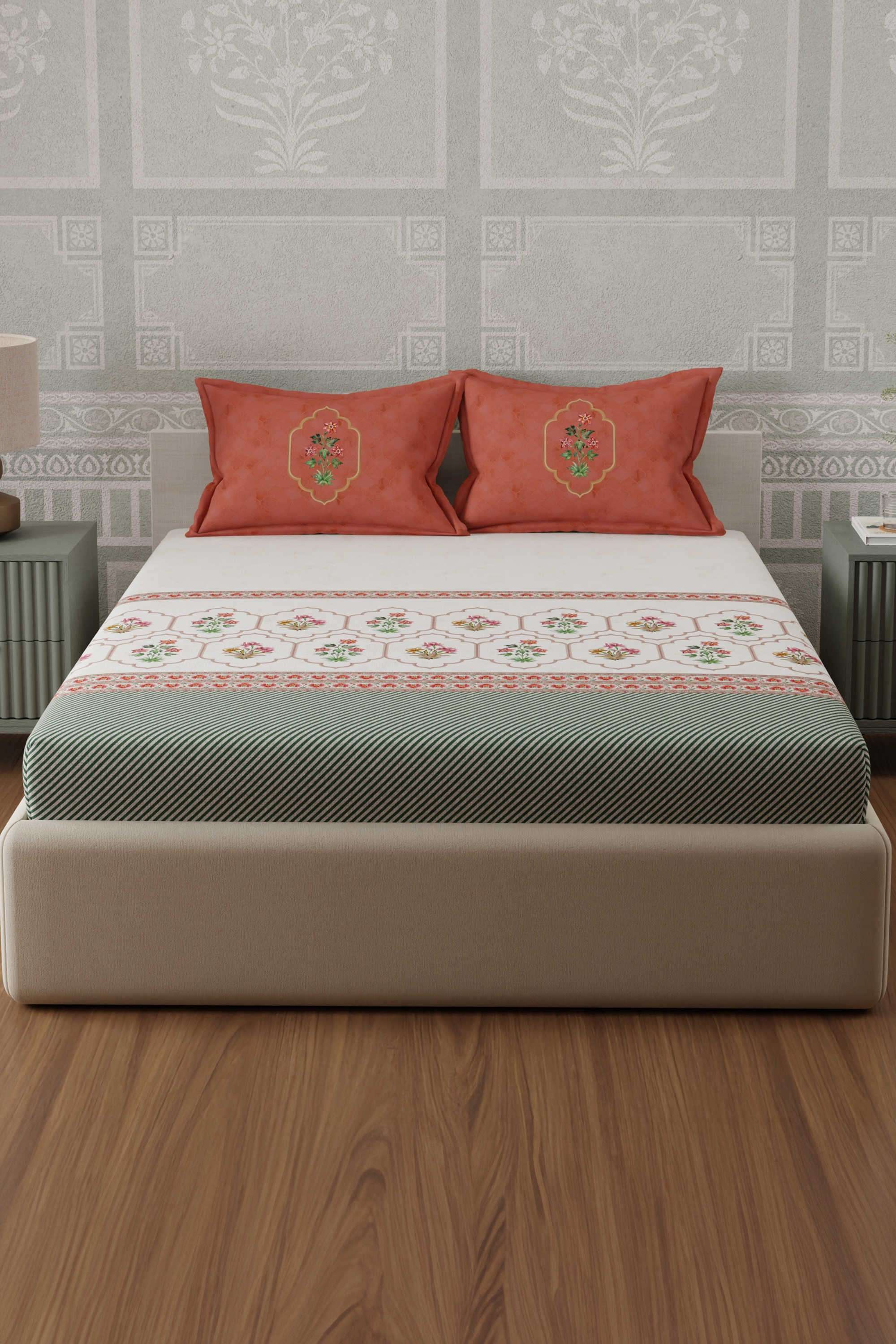 Gardenia-Augusta-Vintage-100--Cotton-300-TC-Red-&-White-Digitally-Printed-King-Bedsheet-with-2-Pillow-Covers