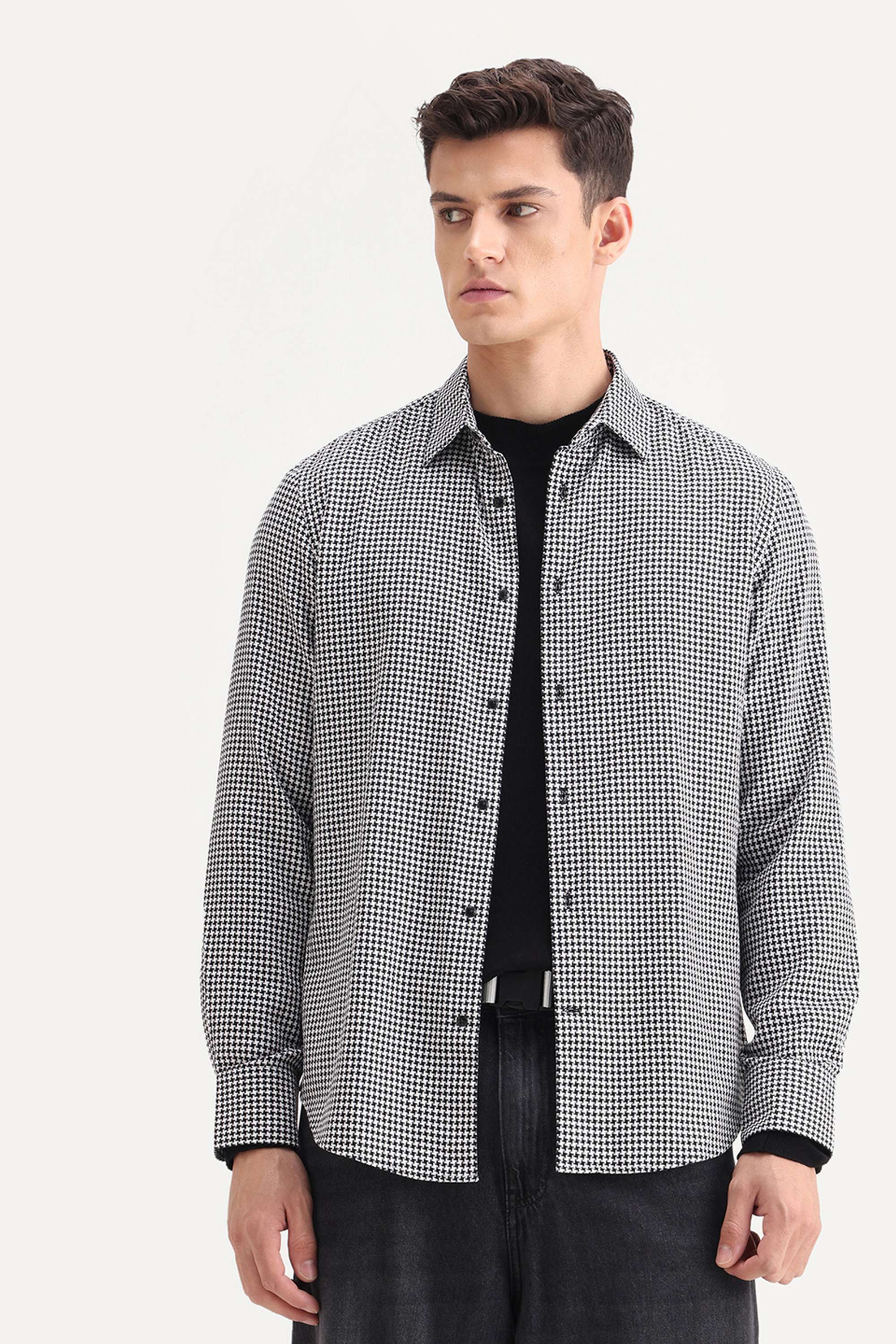 Solid-Cotton-Regular-Fit-Men-s-Casual-Shirt