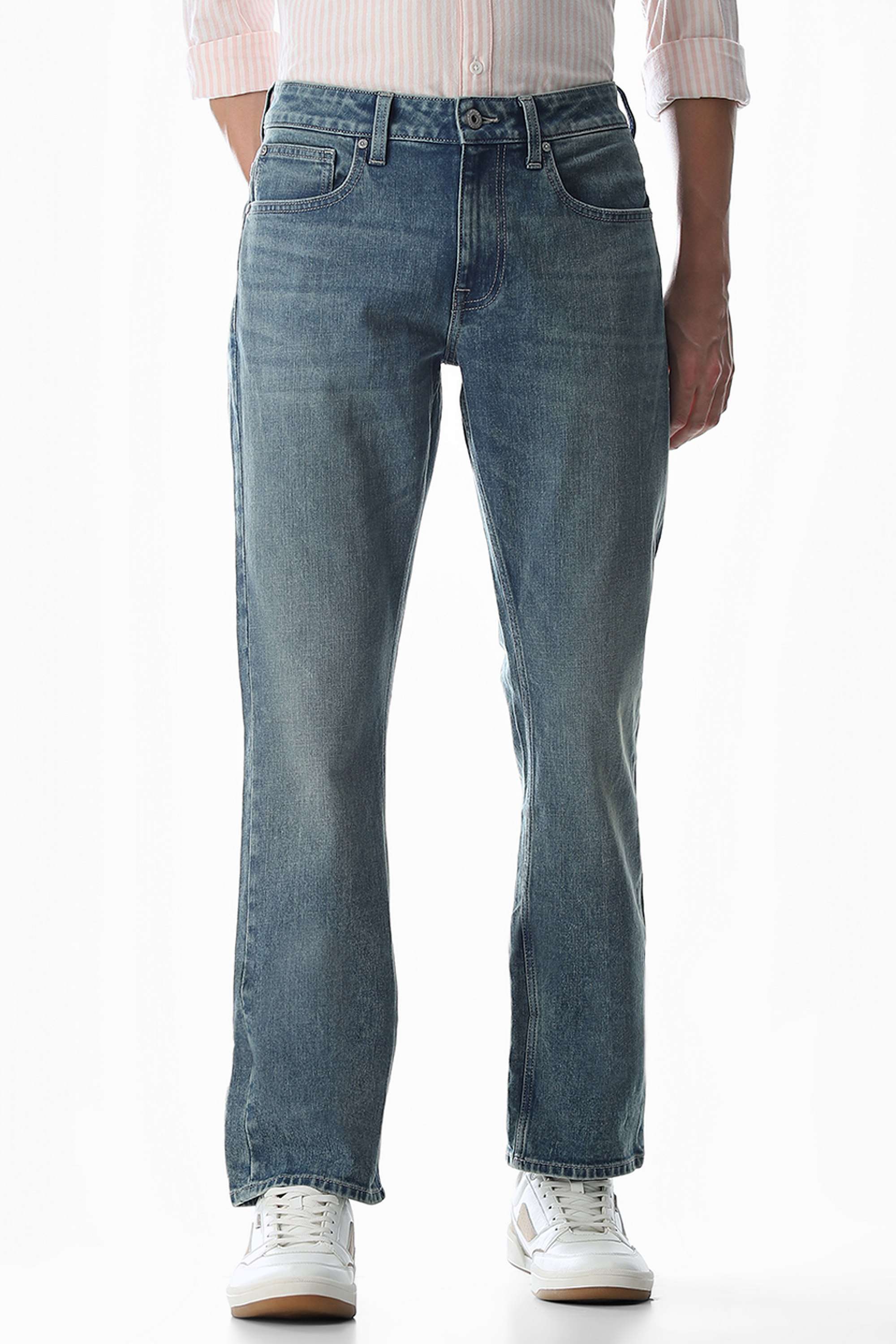 Light-Wash-Cotton-Regular-Fit-Men-s-Jeans