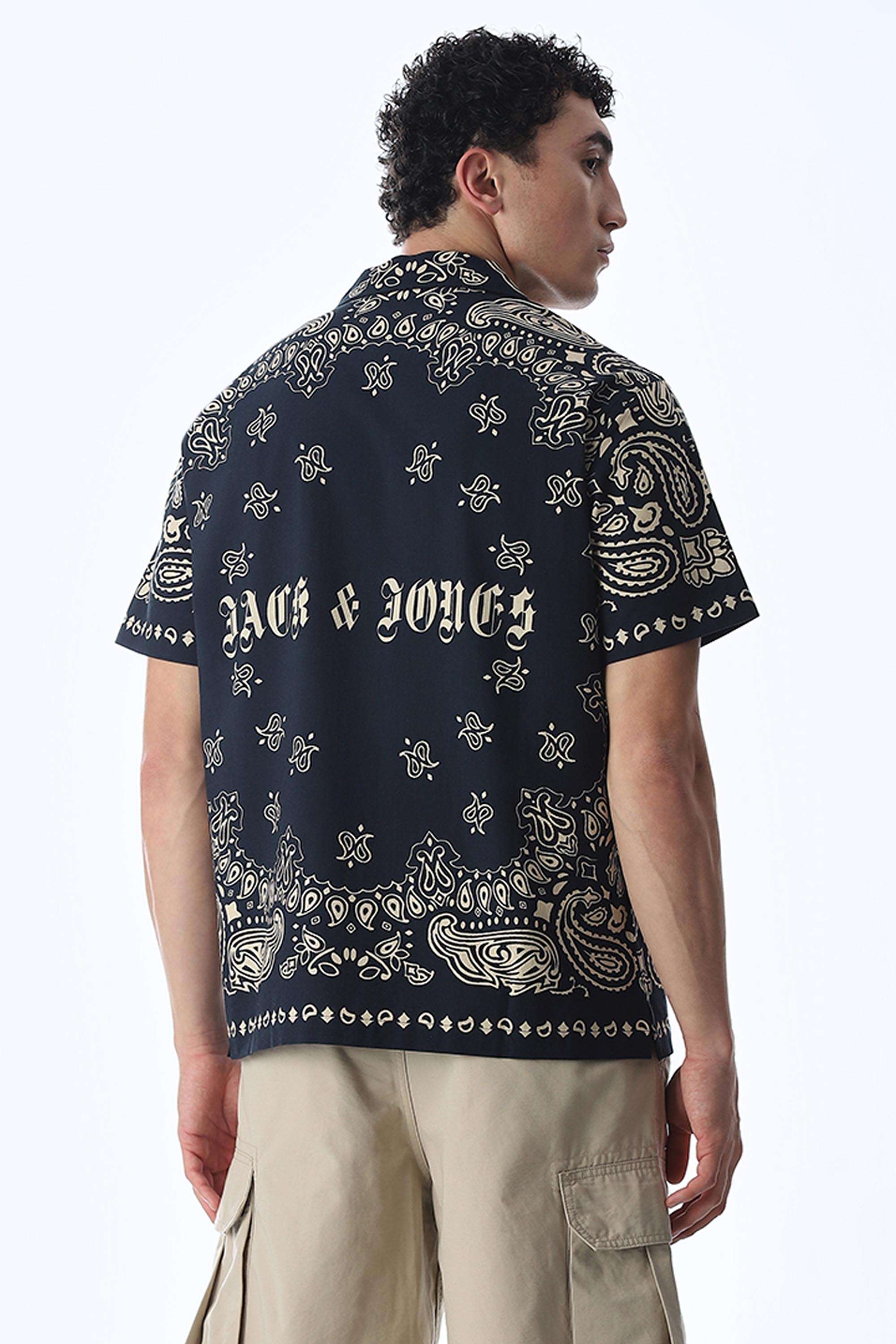 Printed-Cotton-Regular-Fit-Men-s-Casual-Shirt