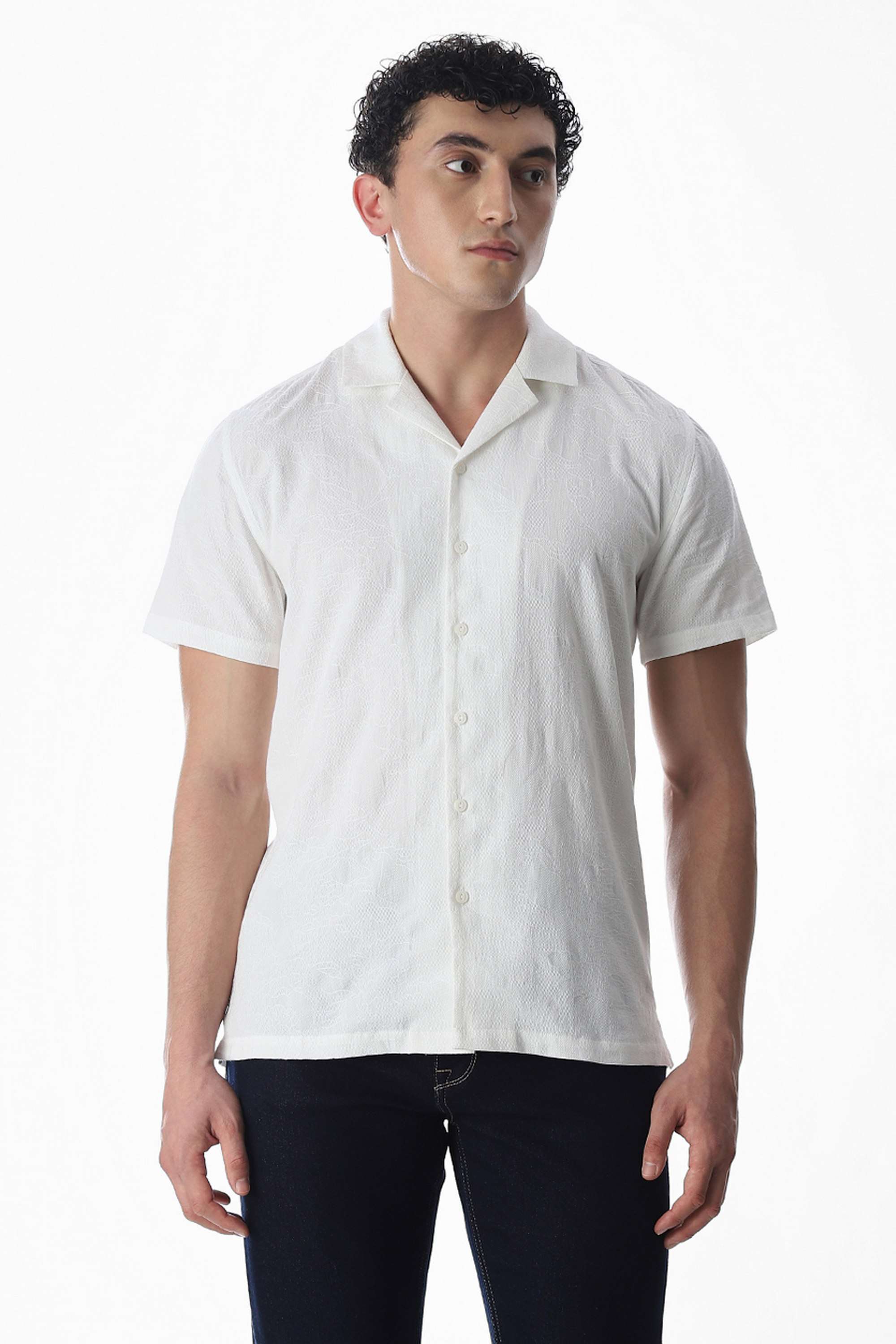Solid-Cotton-Relaxed-Fit-Men-Casual-Wear-Shirt