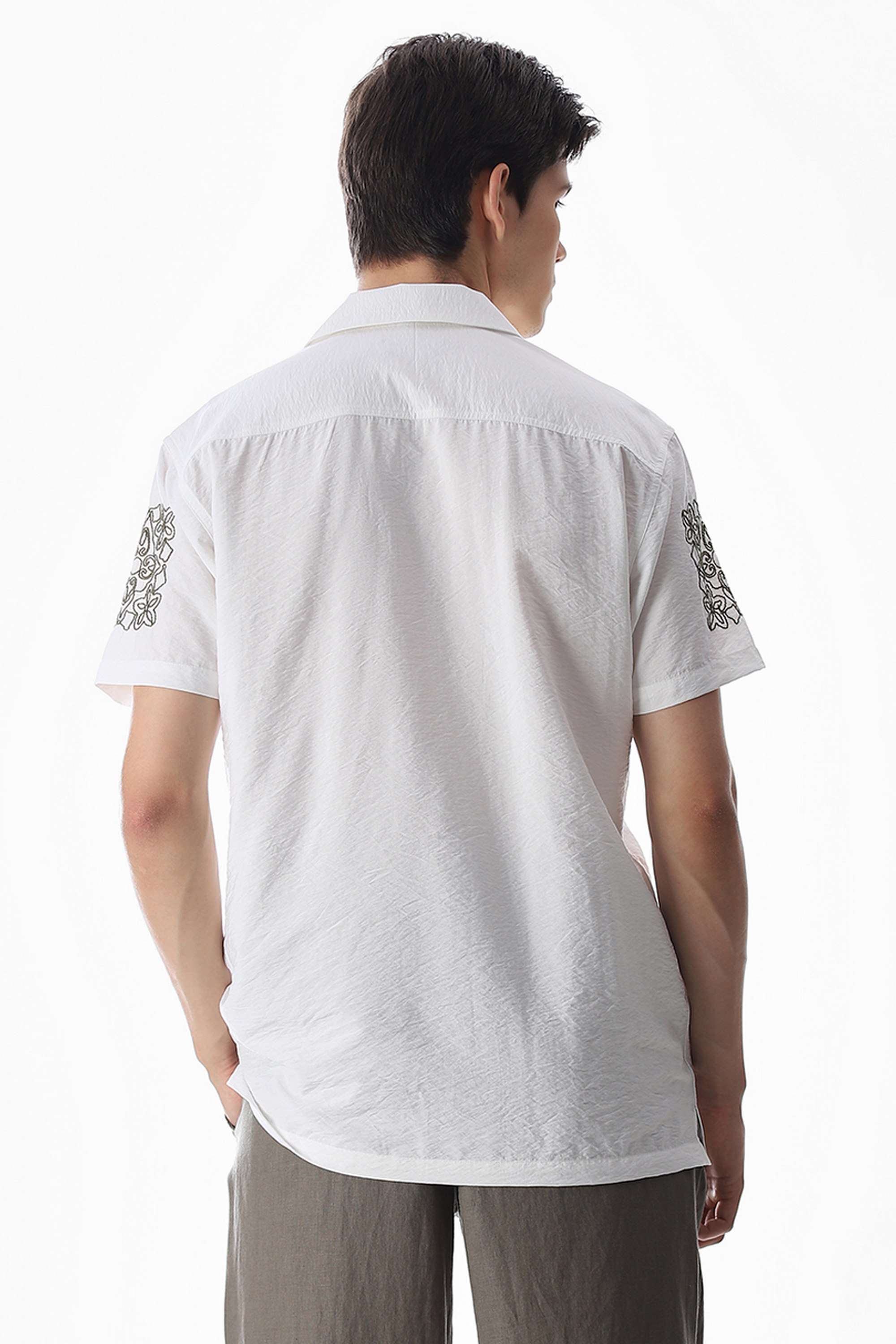 Embroidered-Viscose-Relaxed-Fit-Men-Casual-Wear-Shirt