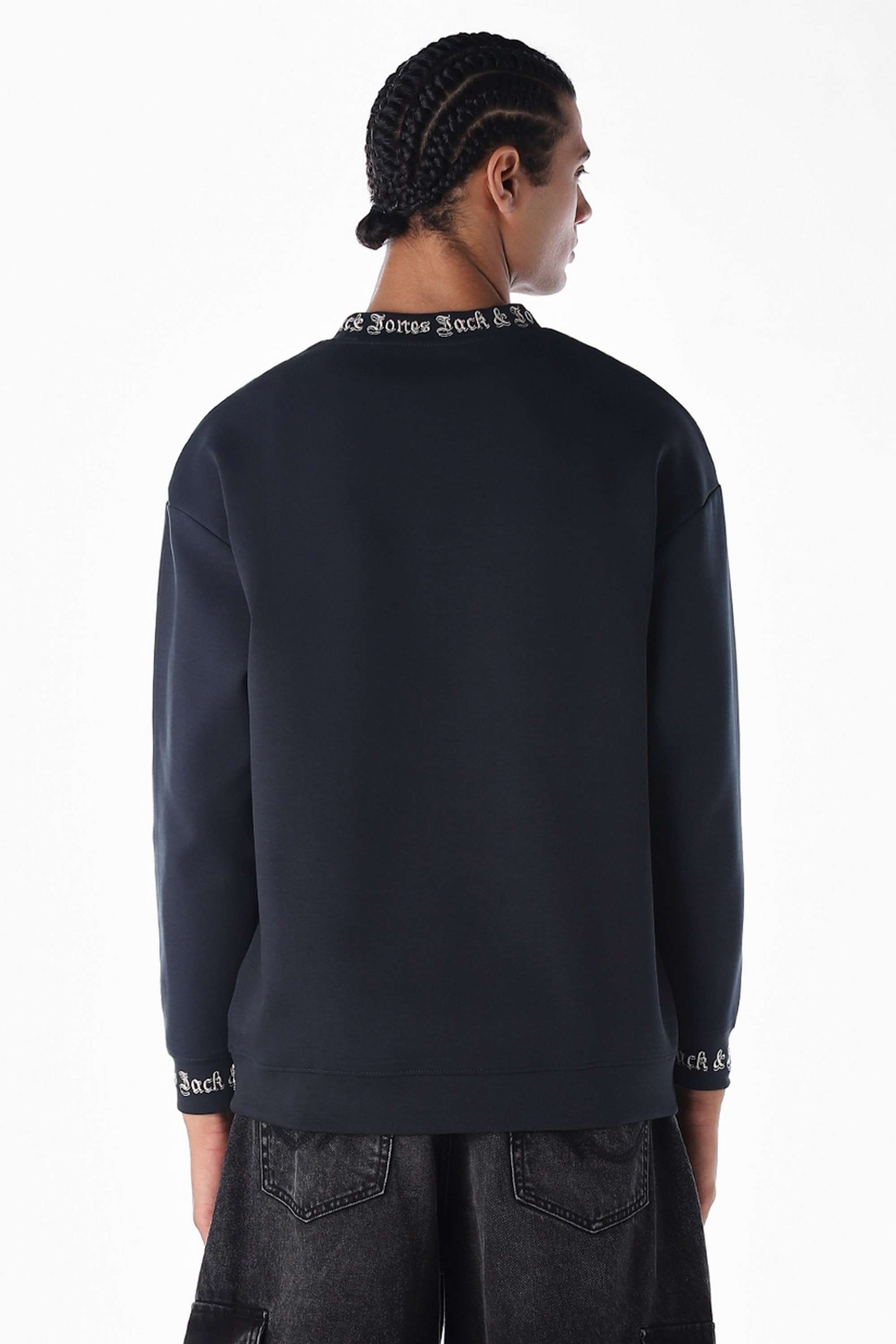 Solid-Cotton-Regular-Fit-Men-Sweatshirt