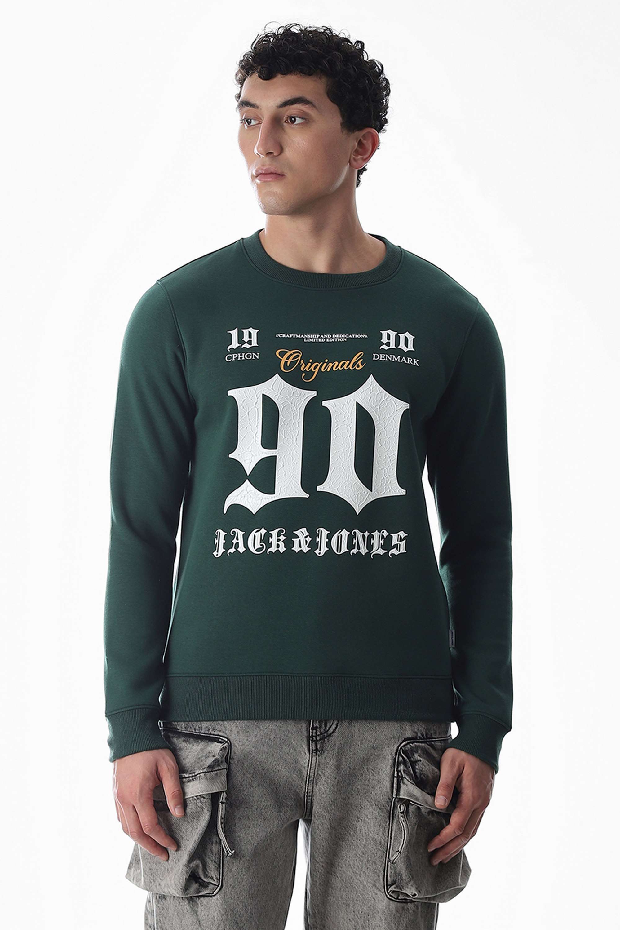 Printed-Cotton-Regular-Fit-Men-s-Sweatshirt