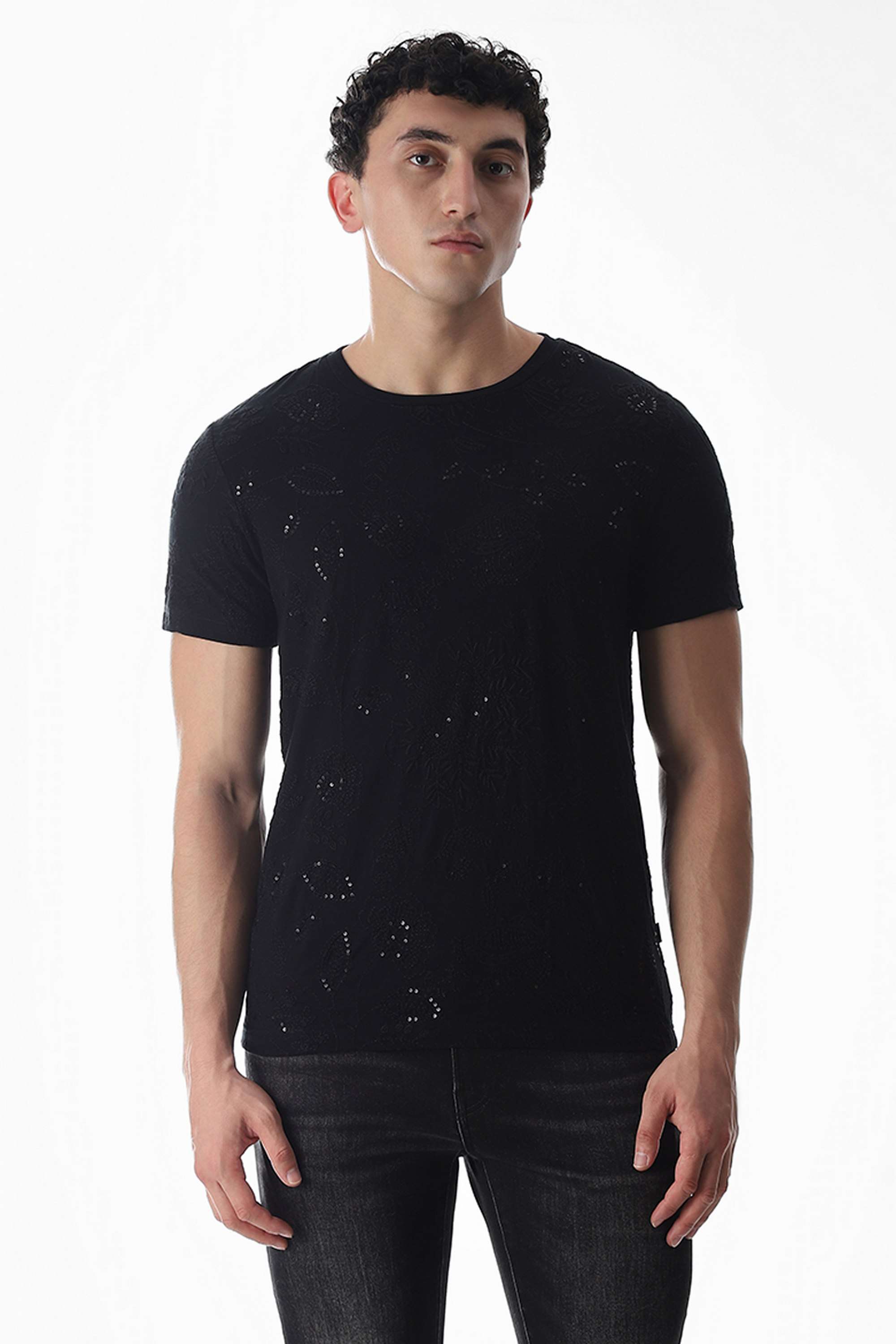 Embroidered-Cotton-Regular-Fit-Men-T-Shirt