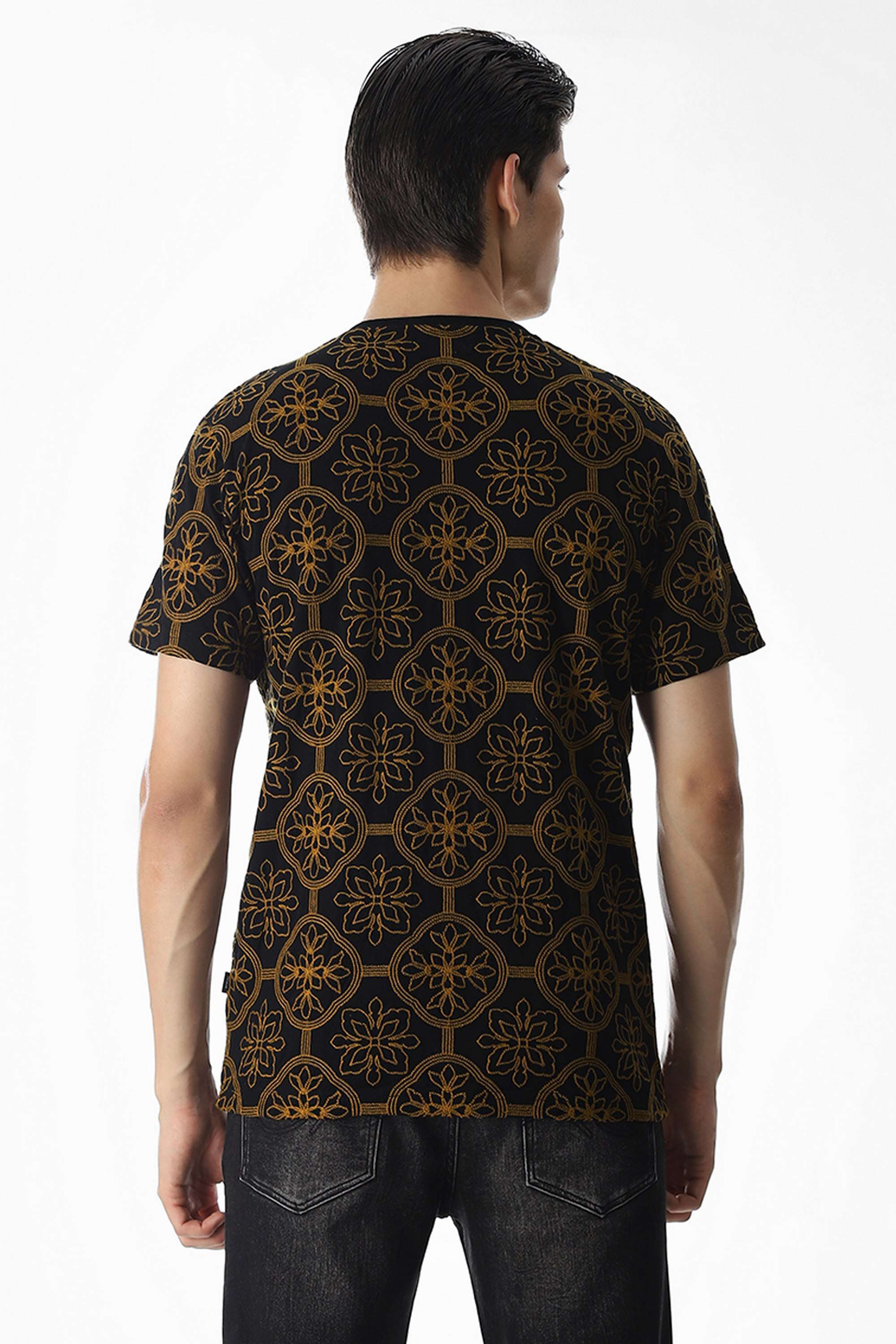 Embroidered-Cotton-Regular-Fit-Men-T-Shirt