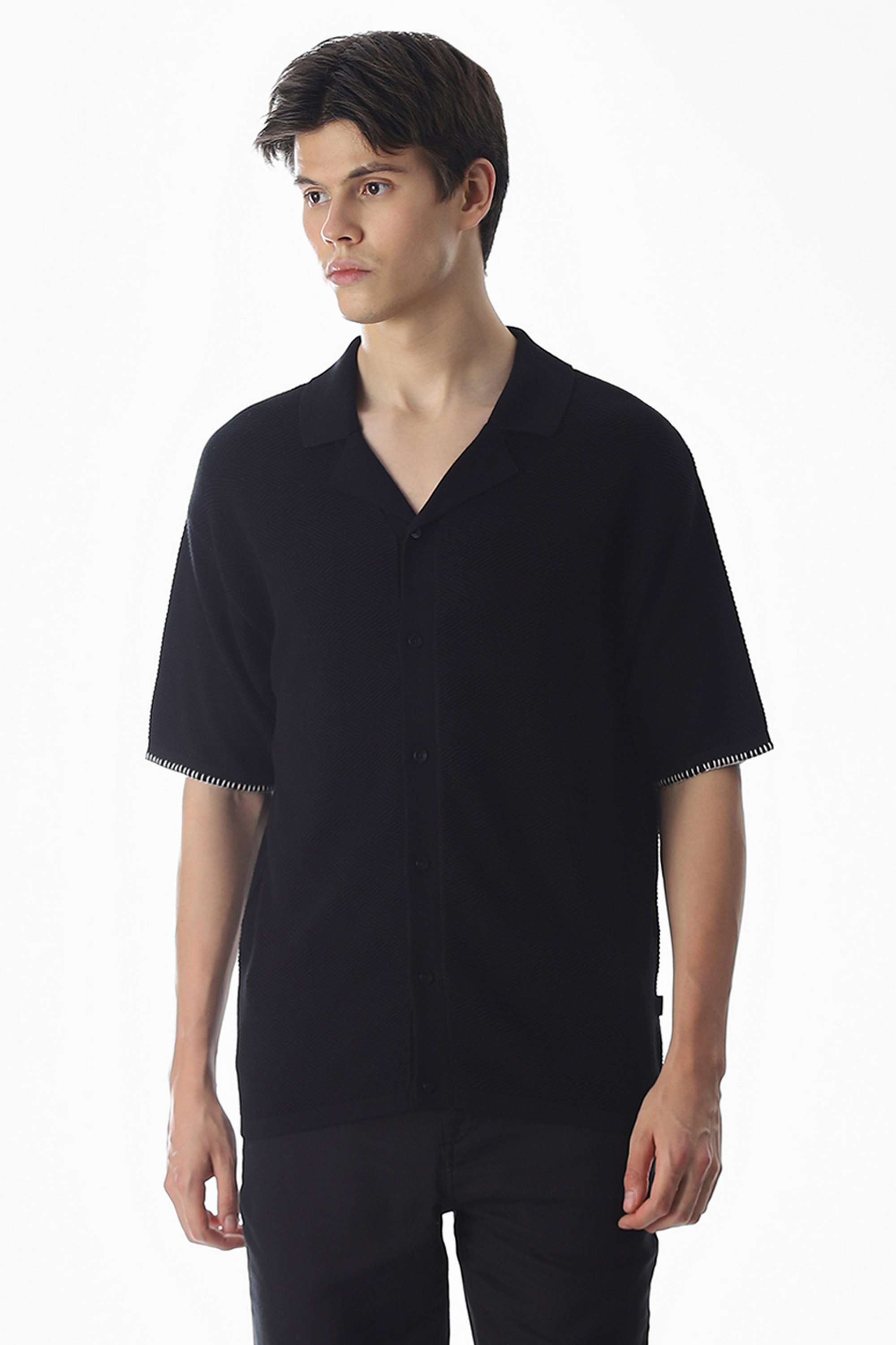 Embroidered-Cotton-Men-s-T-Shirt