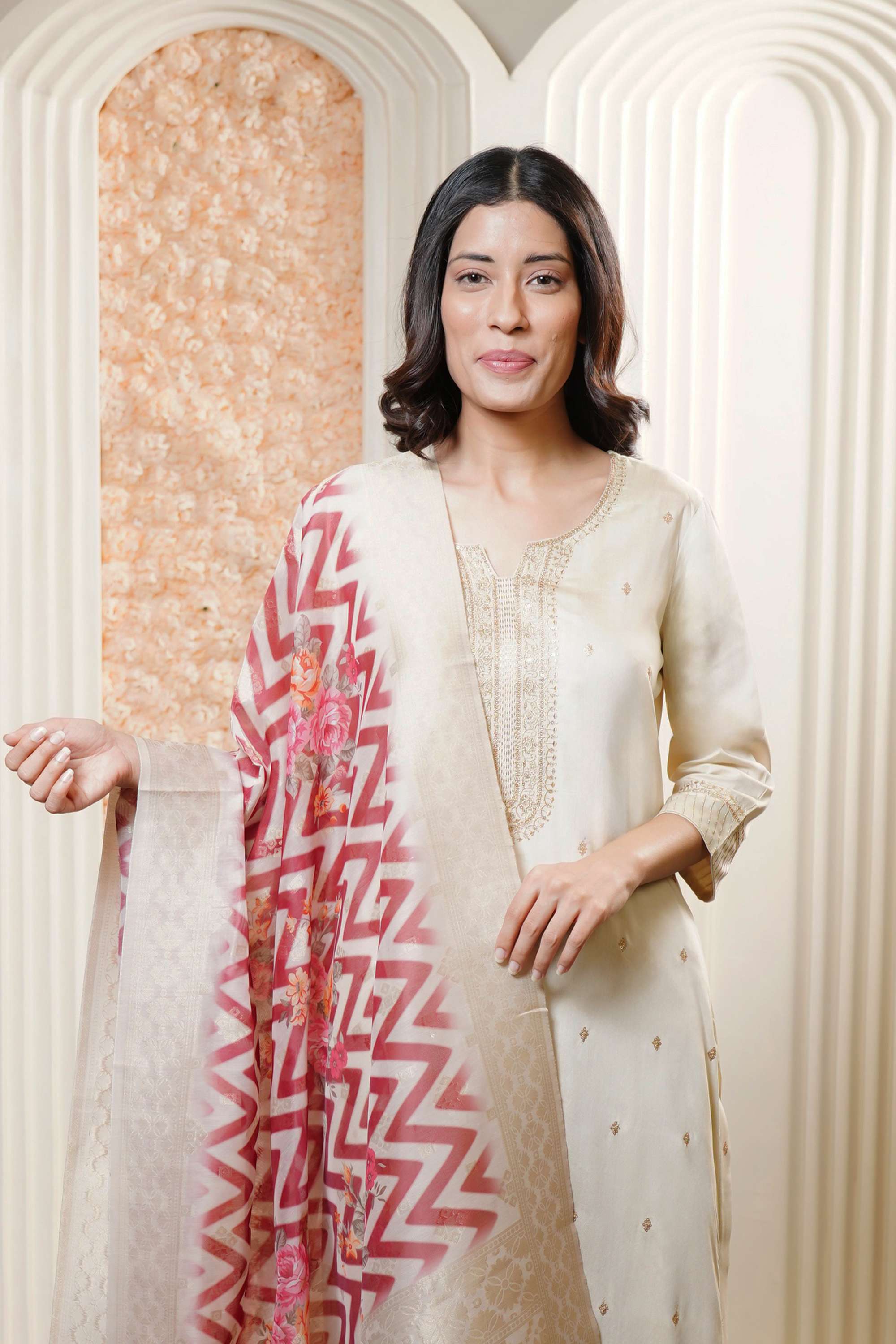 Solid-Viscose-V-Neck-Women-Everyday-Kurta-Set