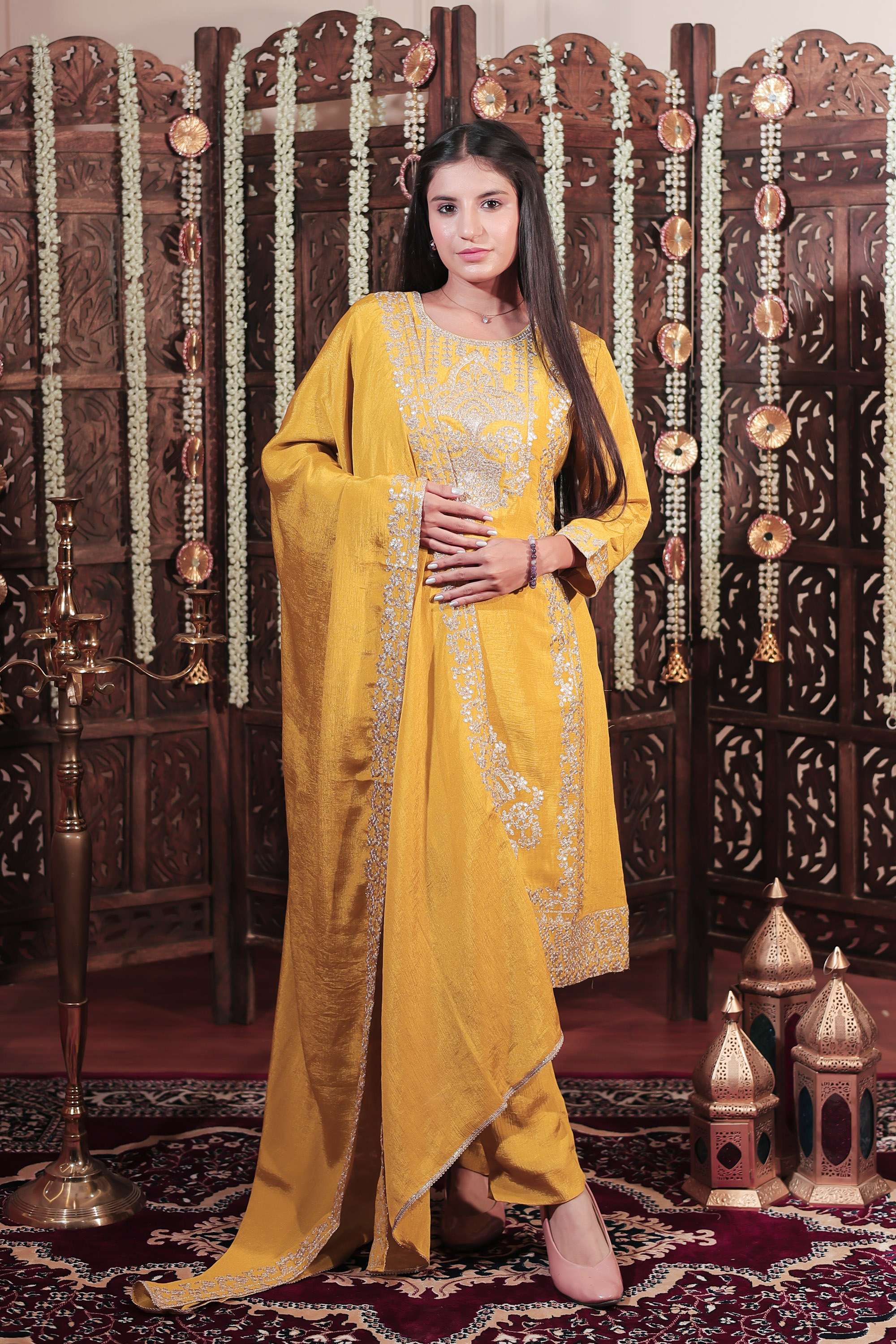 Embellished-Polyester-Round-Neck-Women-s-Festive-Wear-Kurta-Set