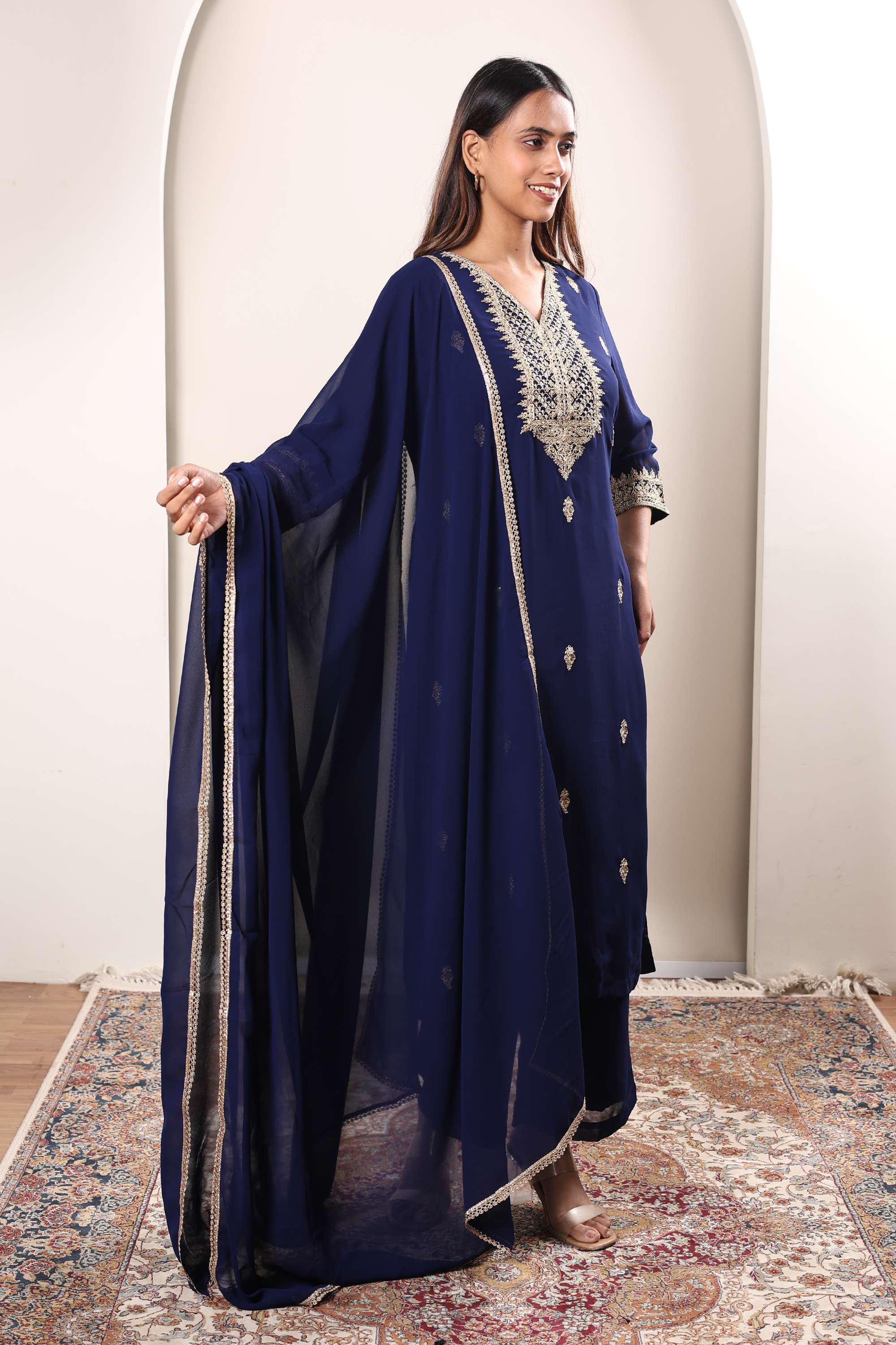 Solid-Regular-Fit-Georgette-Women-s-Casual-Wear-Kurta-set