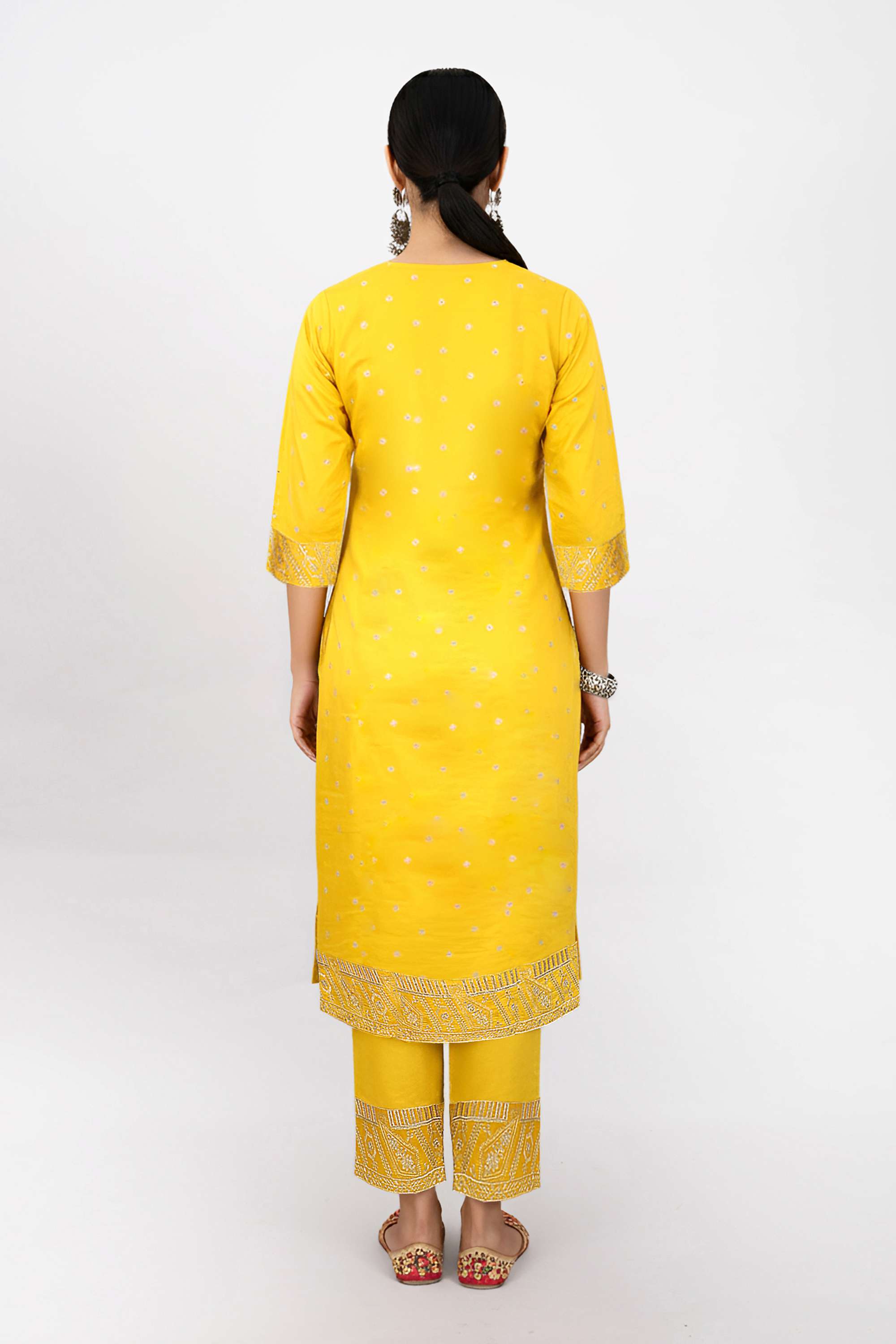 Bandhani-Y-Neck-Blended-Fabric-Women-Kurta-with-Pant-and-Dupatta