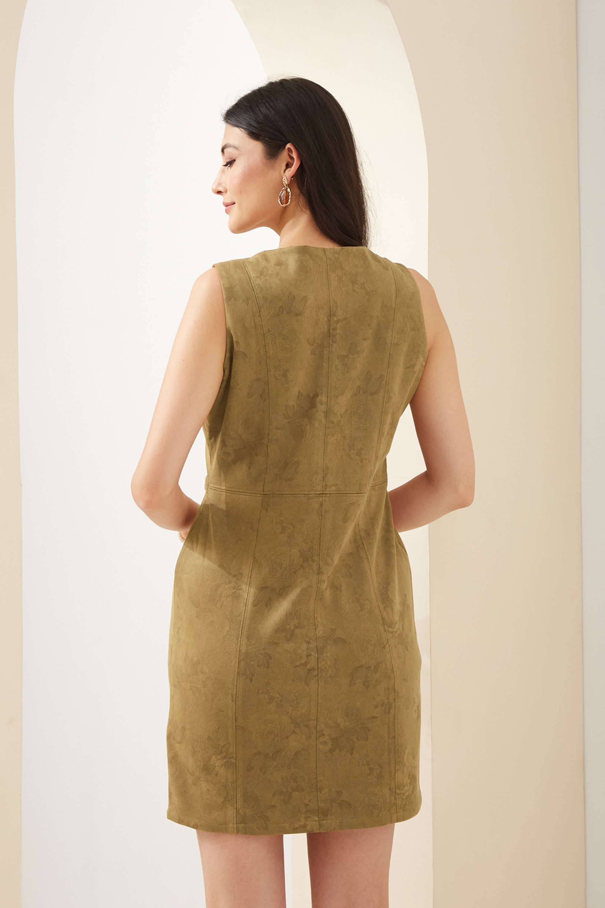 solid-Polyester-Round-Neck-Sleeveless-Casual-Wear-Women-Dress