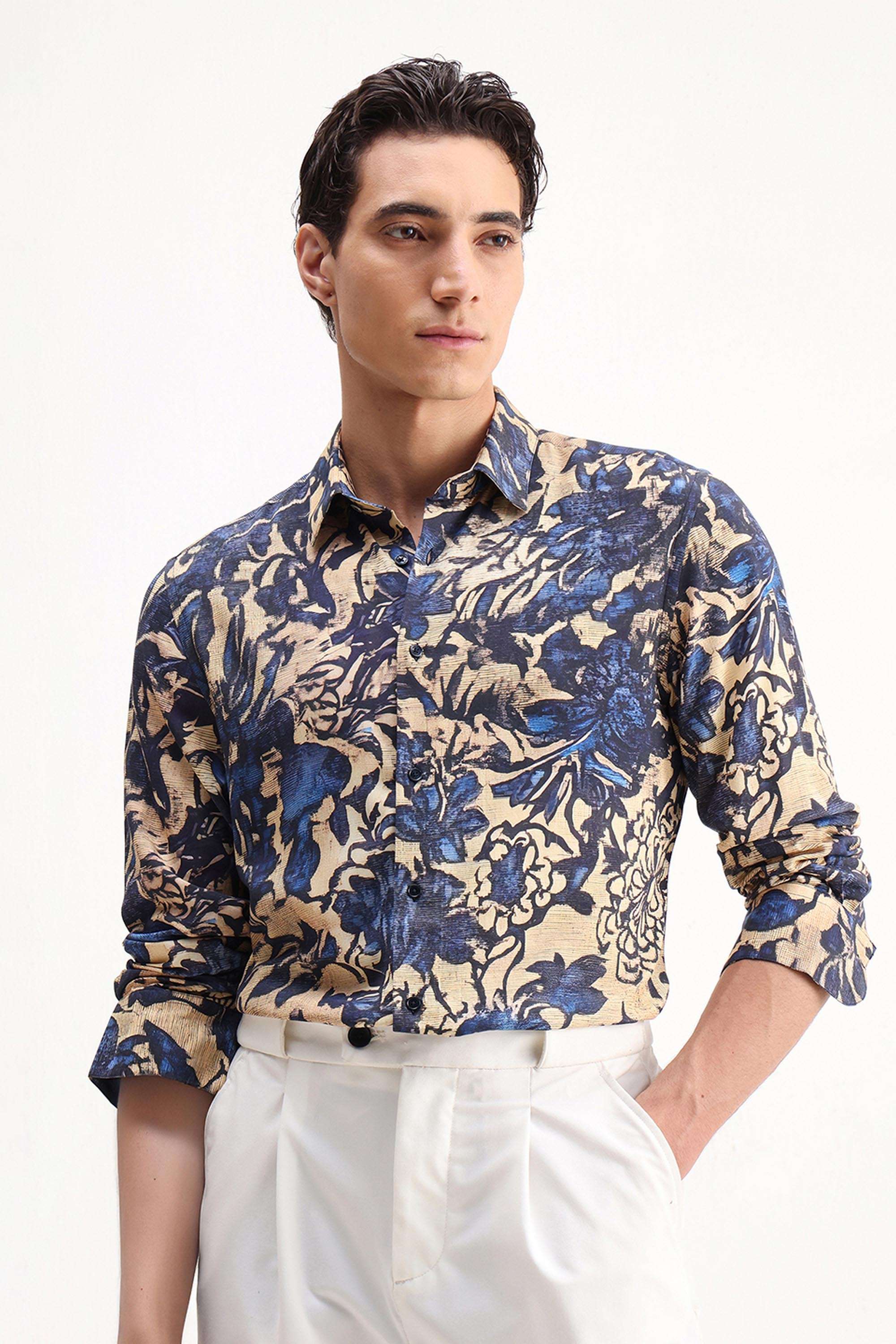 Solid-Cotton-Regular-Fit-Men-s-Casual-Shirt
