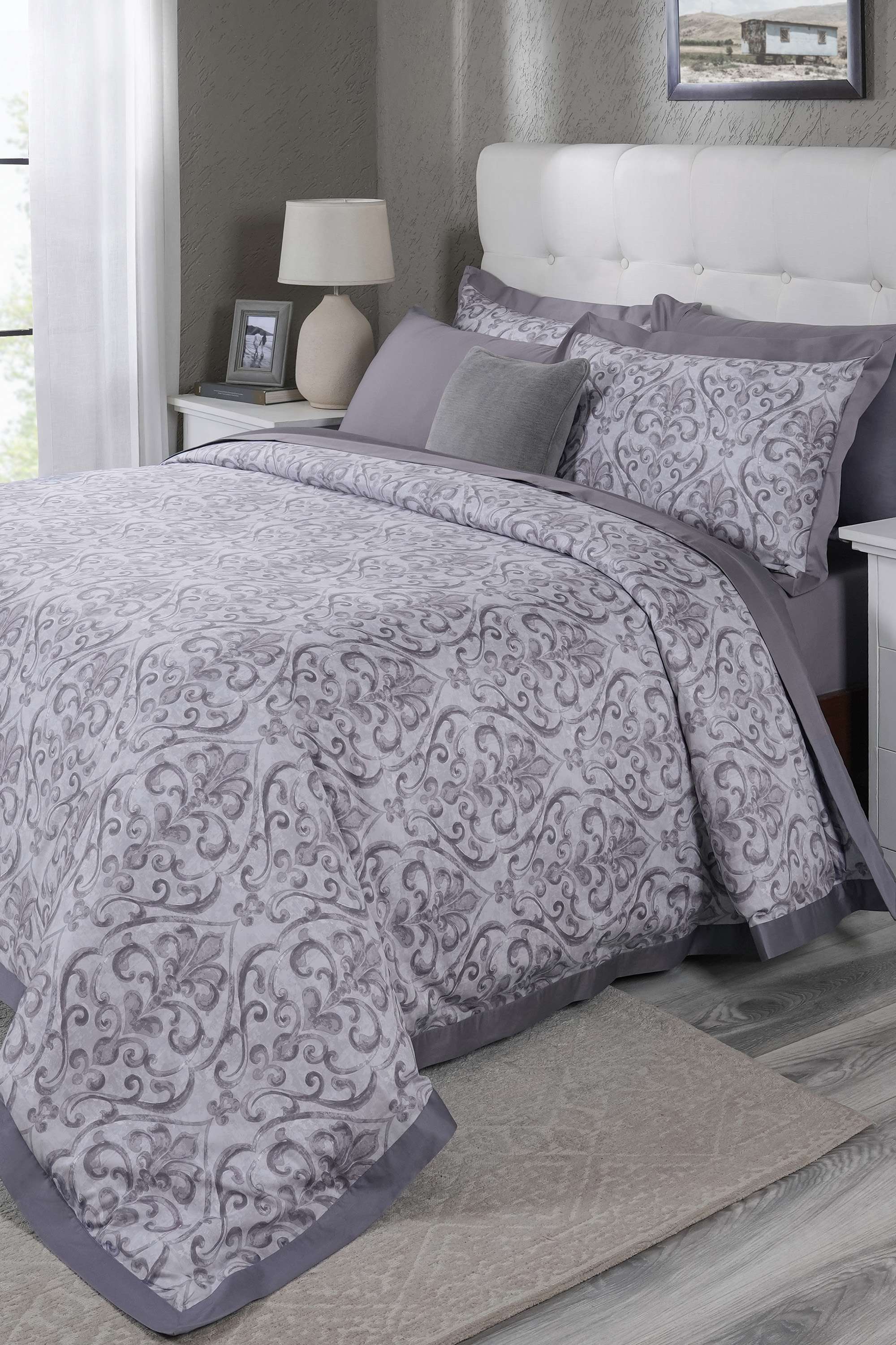 8-Piece-Cotton-King-Bedding-Set-for-Gift--Duvet-Cover -Bedsheet -Pillow-Cases -Cushion-Cover-&-Box