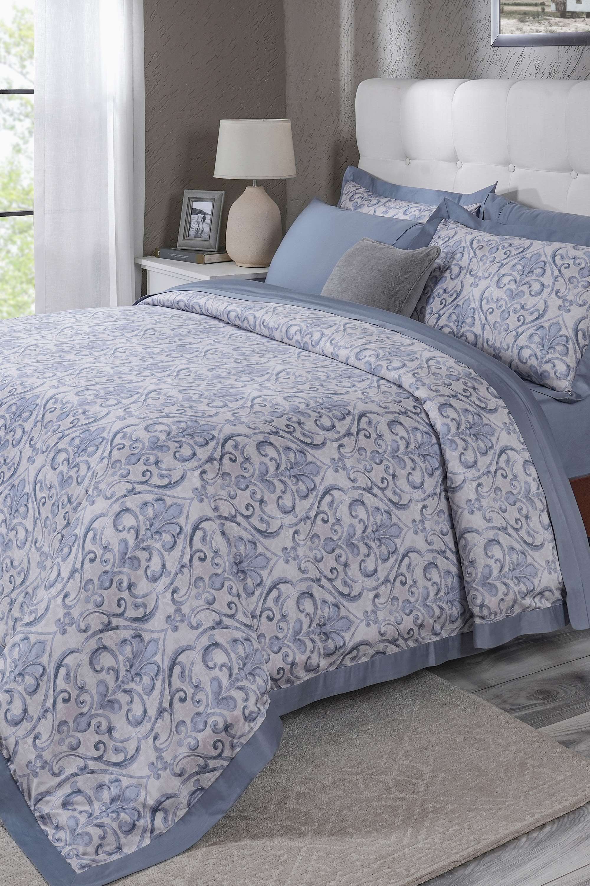 8-Piece-Cotton-King-Bedding-Set-for-Gift--Duvet-Cover -Bedsheet -Pillow-Cases -Cushion-Cover-&-Box