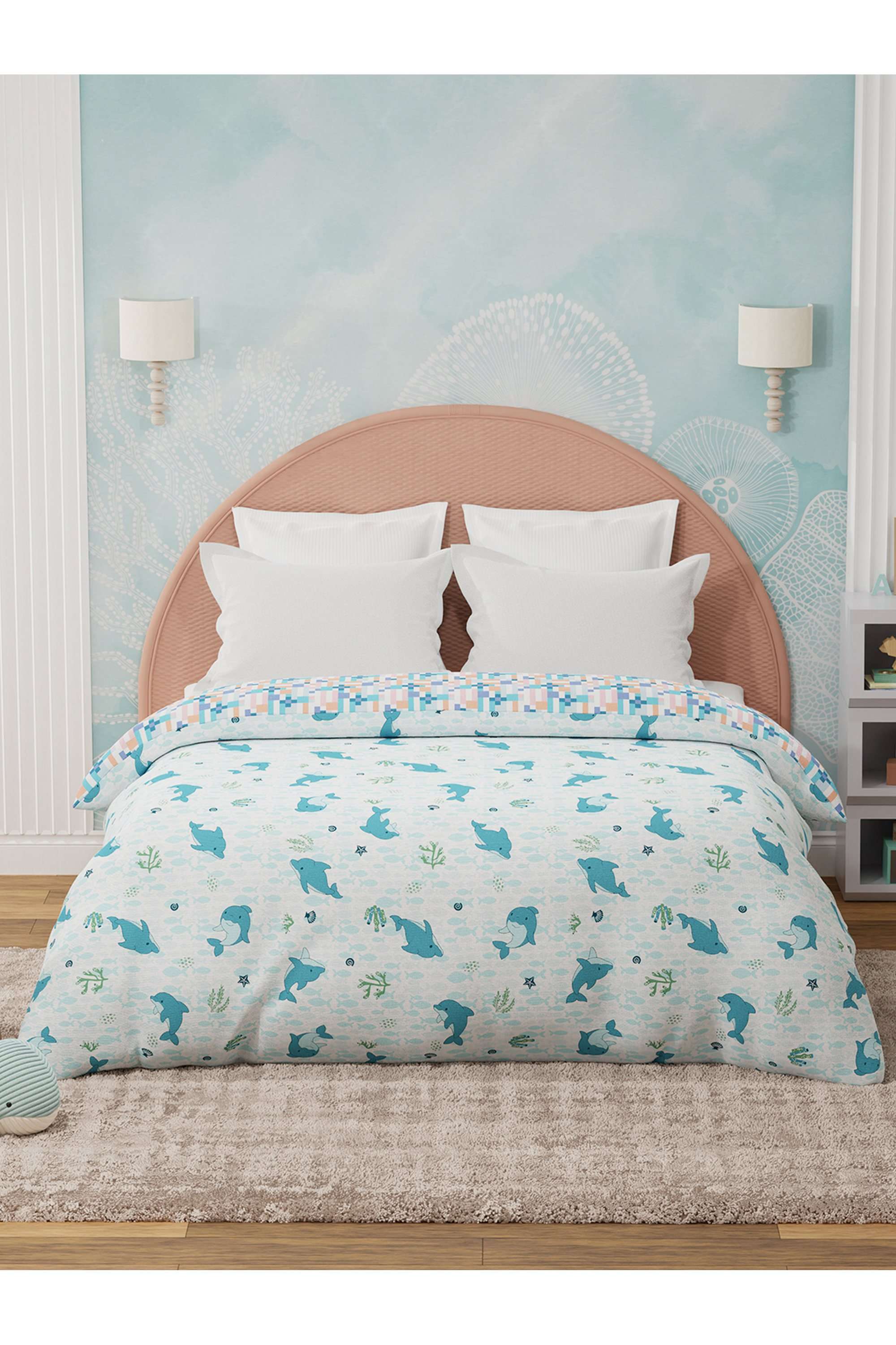 Rock-N-Room-100--Cotton-200-TC-Blue-&-White-Dolphin-Printed-Reversible-Double-Comforter
