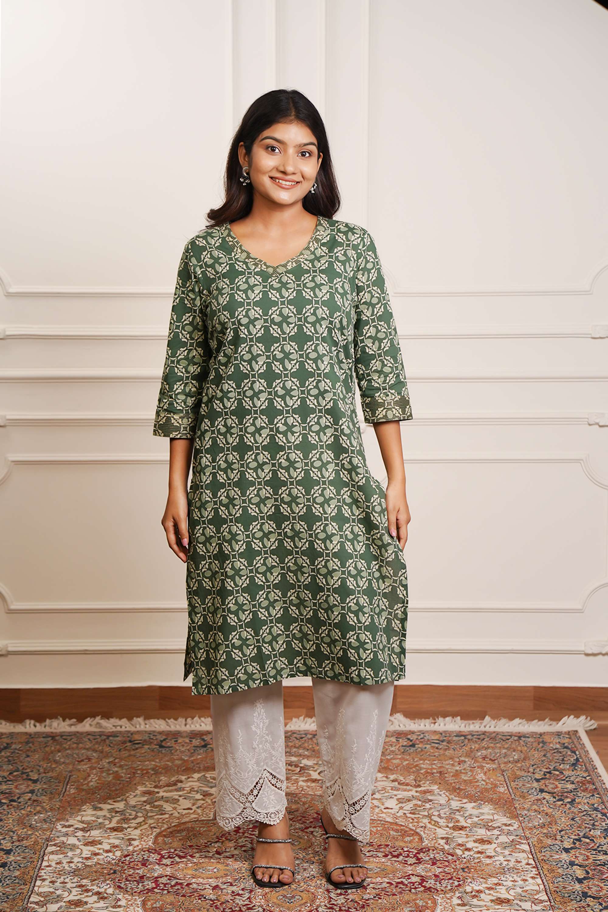 Block-Print-Blended-Fabric-Y-Neck-Women-Casual-Wear-Kurta