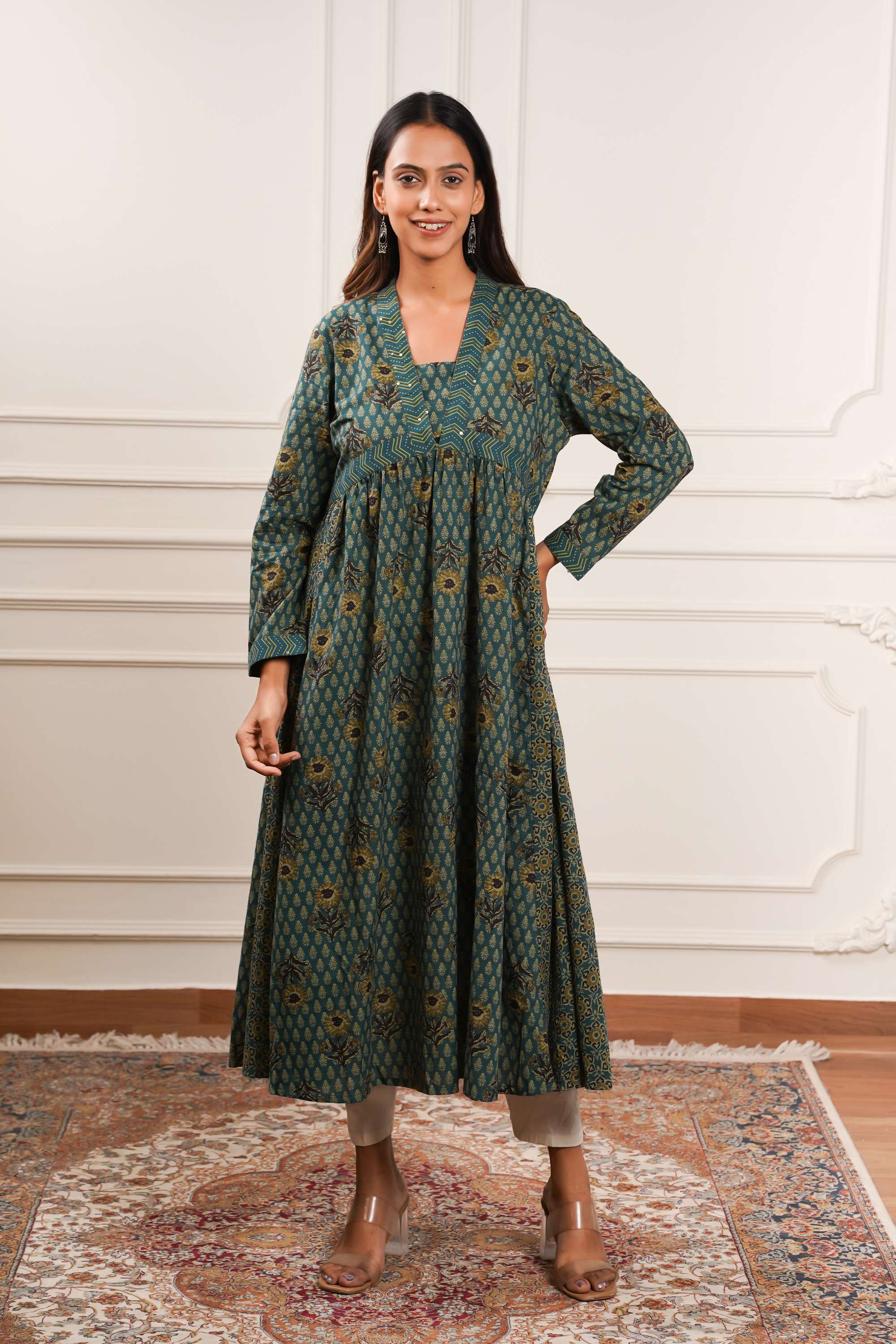 Block-Print-Blended-Fabric-Y-Neck-Women-Casual-Wear-Kurta