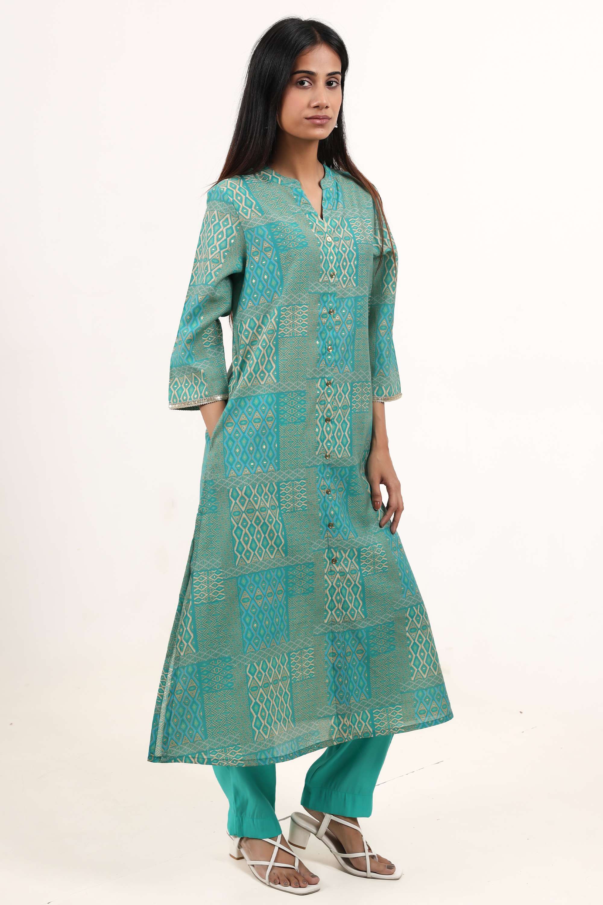 Printed-Blended-Fabric-Collared-Women-Fusion-Wear-Kurta