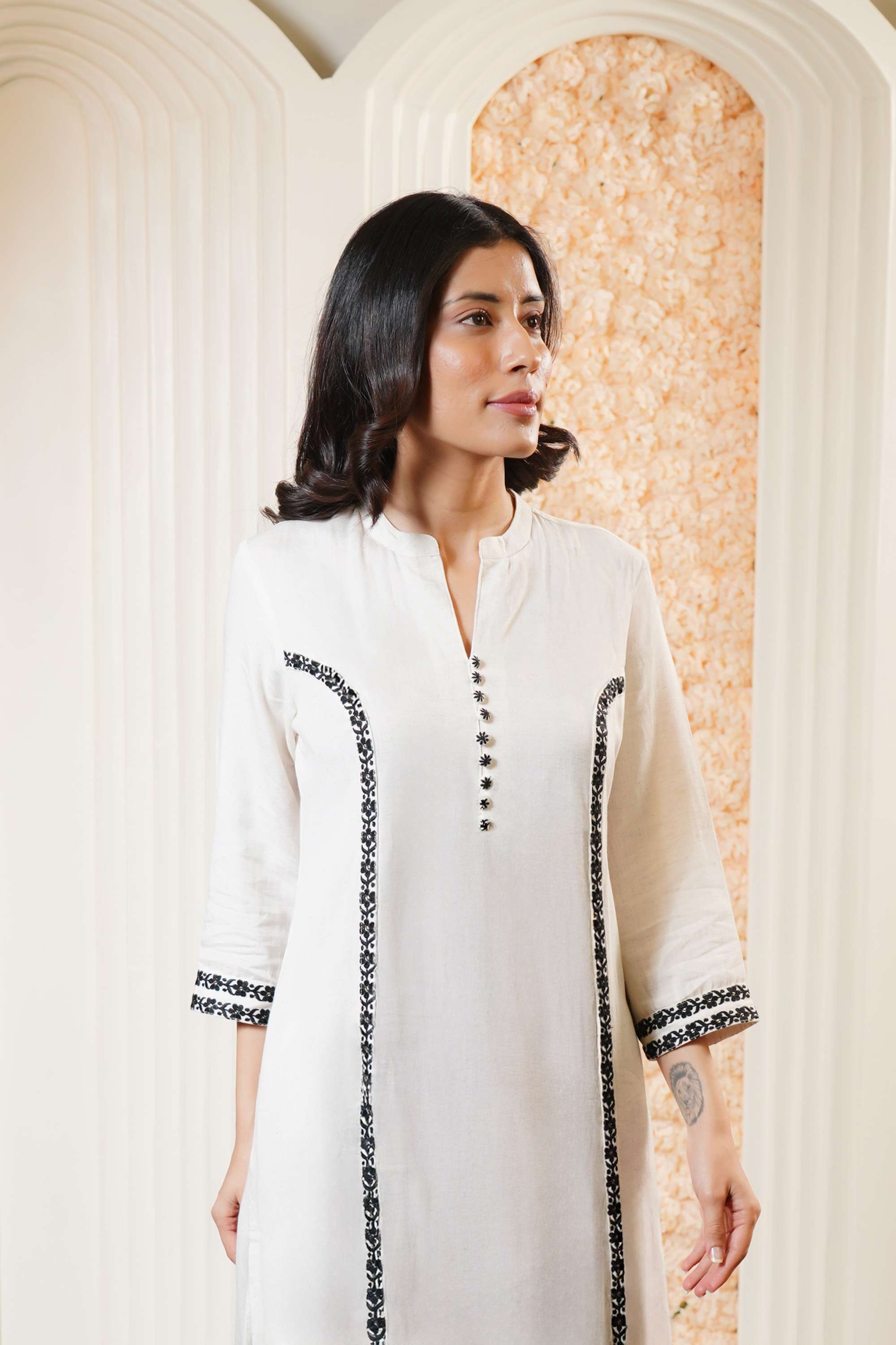 Embroidered-Viscose-Round-Neck-Women-Casual-Wear-Kurta