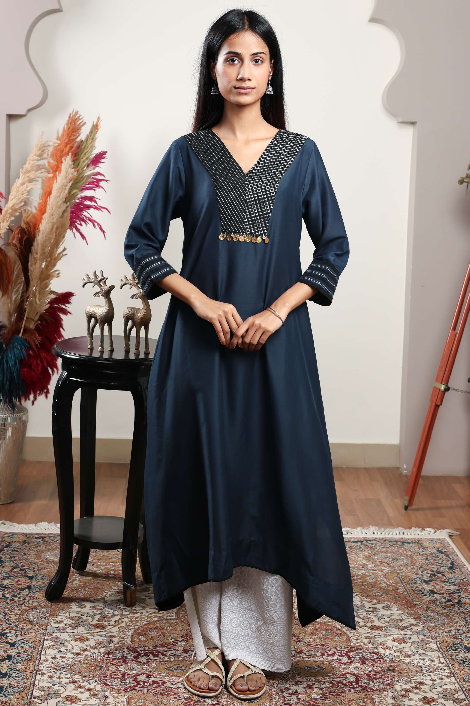 Blended-Fabric-Regular-Fit-Women-Kurta