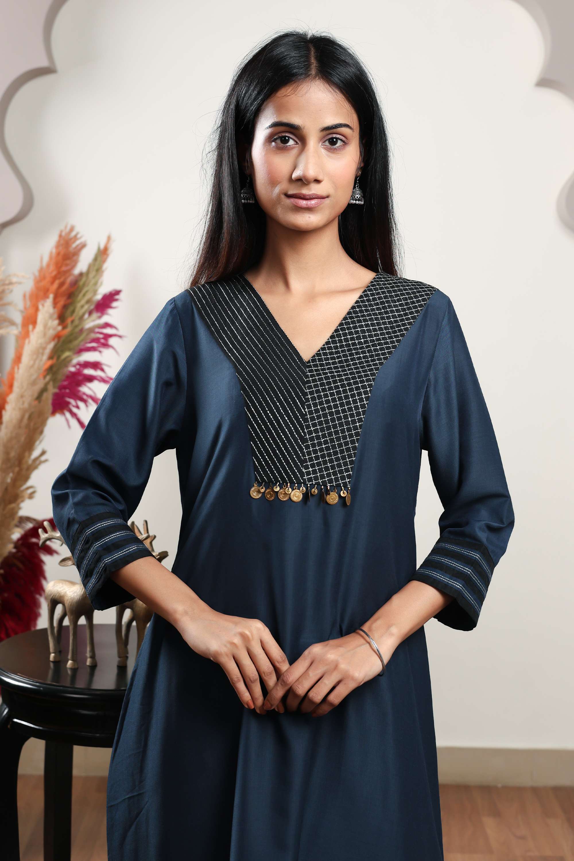 Blended-Fabric-Regular-Fit-Women-Kurta
