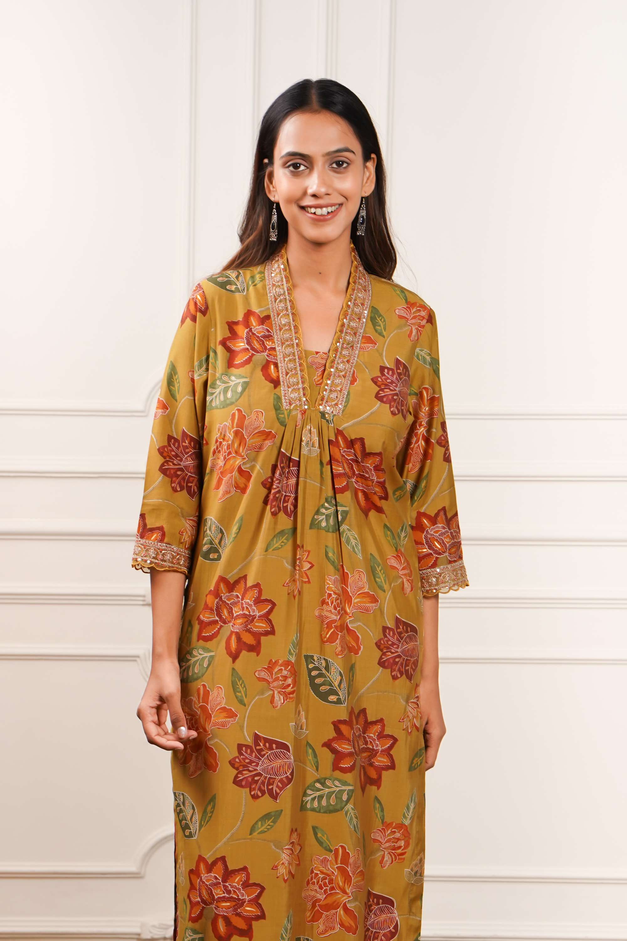 Floral-Blended-Fabric-Y-Neck-Women-Festive-Wear-Kurta
