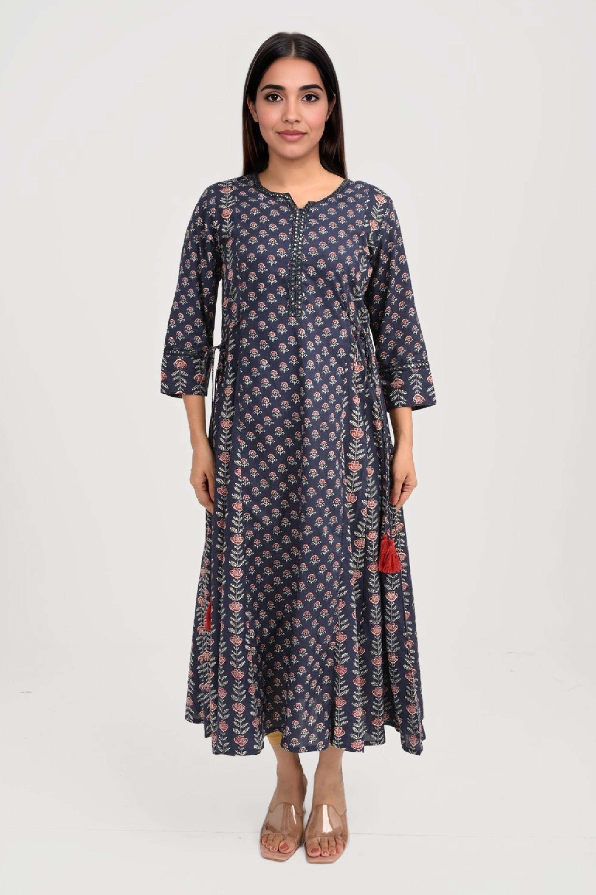 Embroidered-Cotton-V-Neck-Women-s-Kurta
