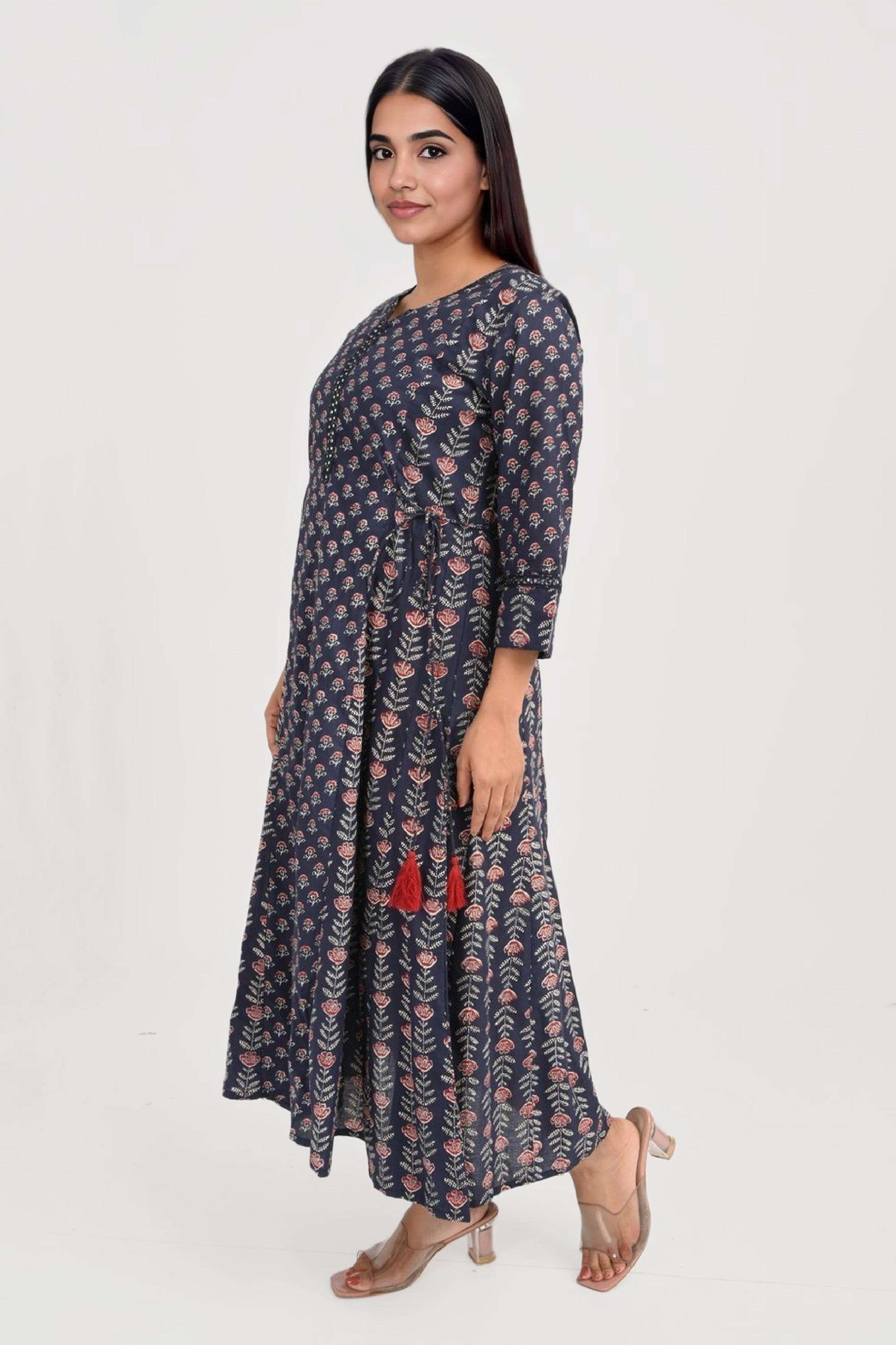 Embroidered-Cotton-V-Neck-Women-s-Kurta