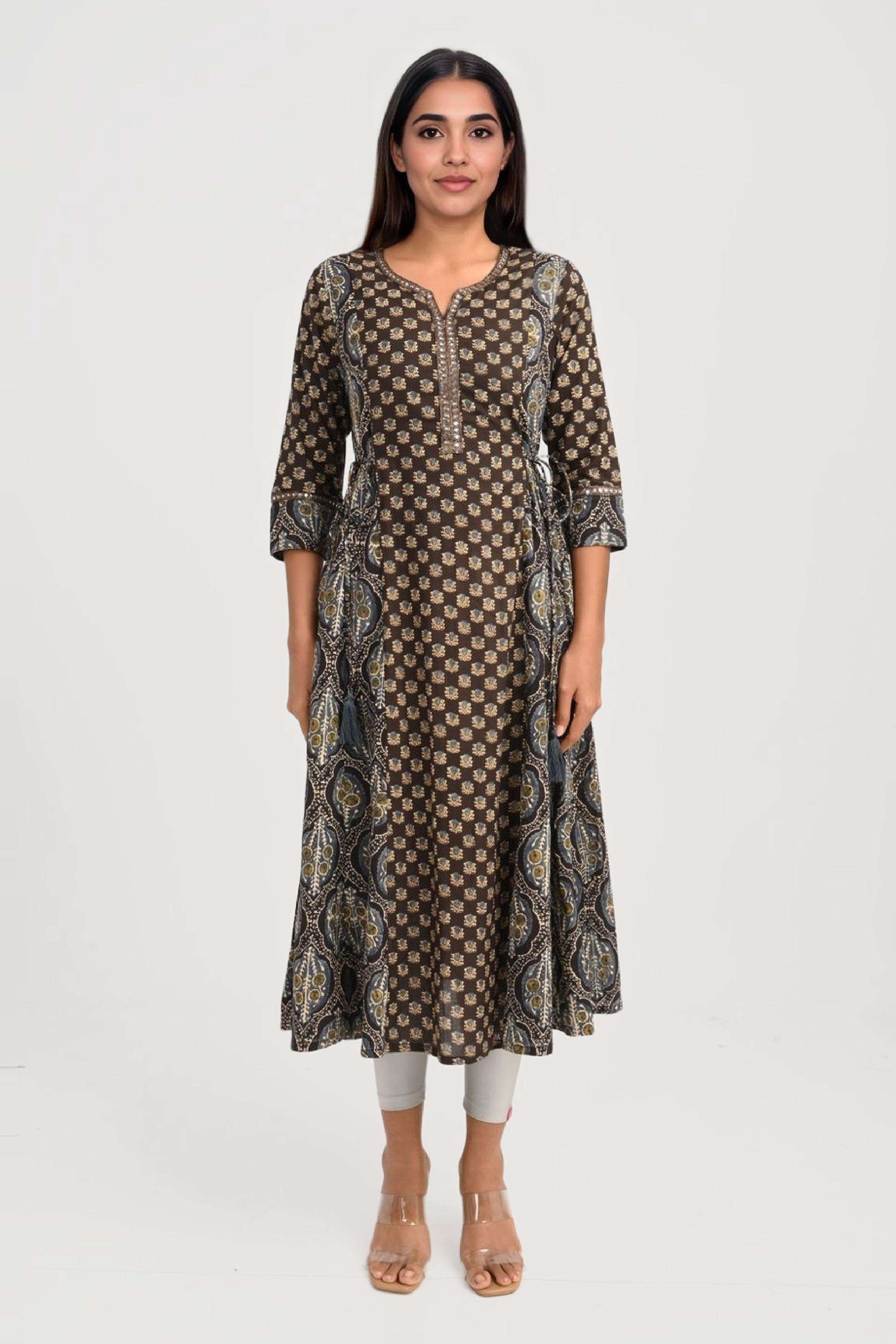 Embroidered-Cotton-V-Neck-Women-s-Kurta