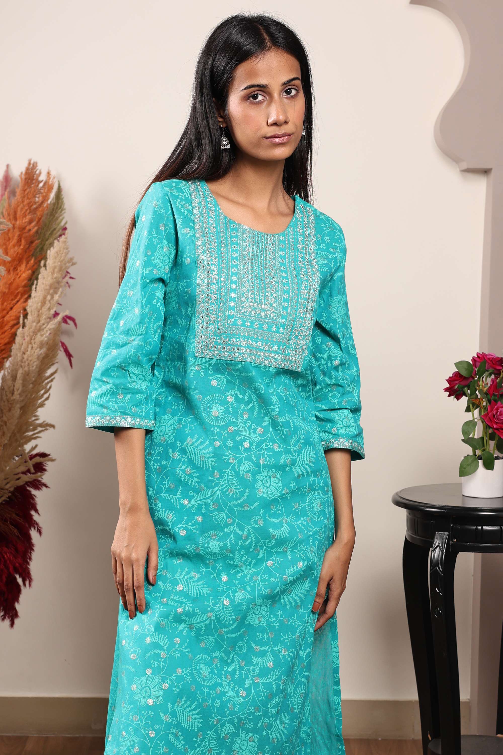 Embroidered-Cotton-Straight-Fit-Women-s-Kurta
